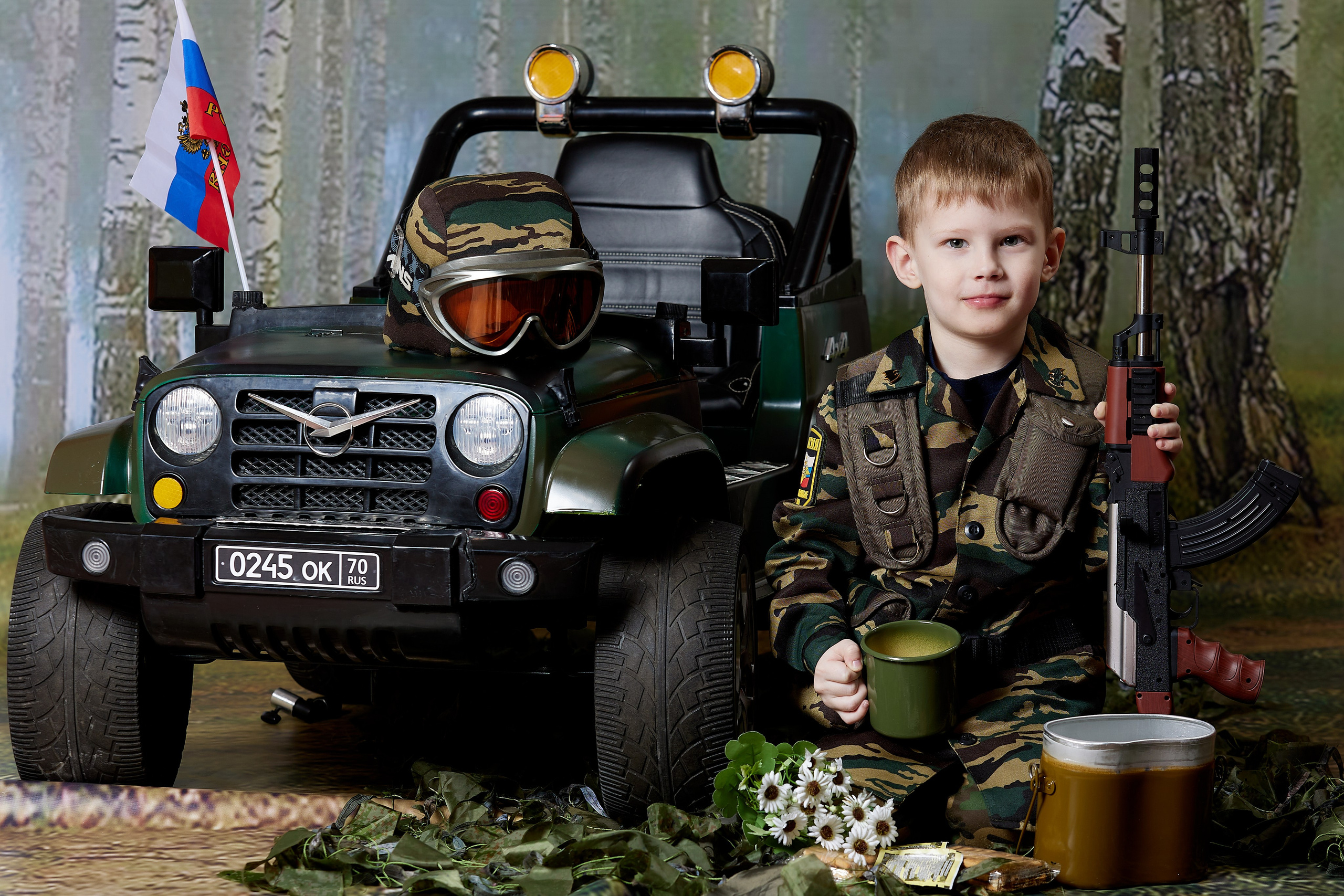 Военный автомобиль. Детская выездная фотостудия