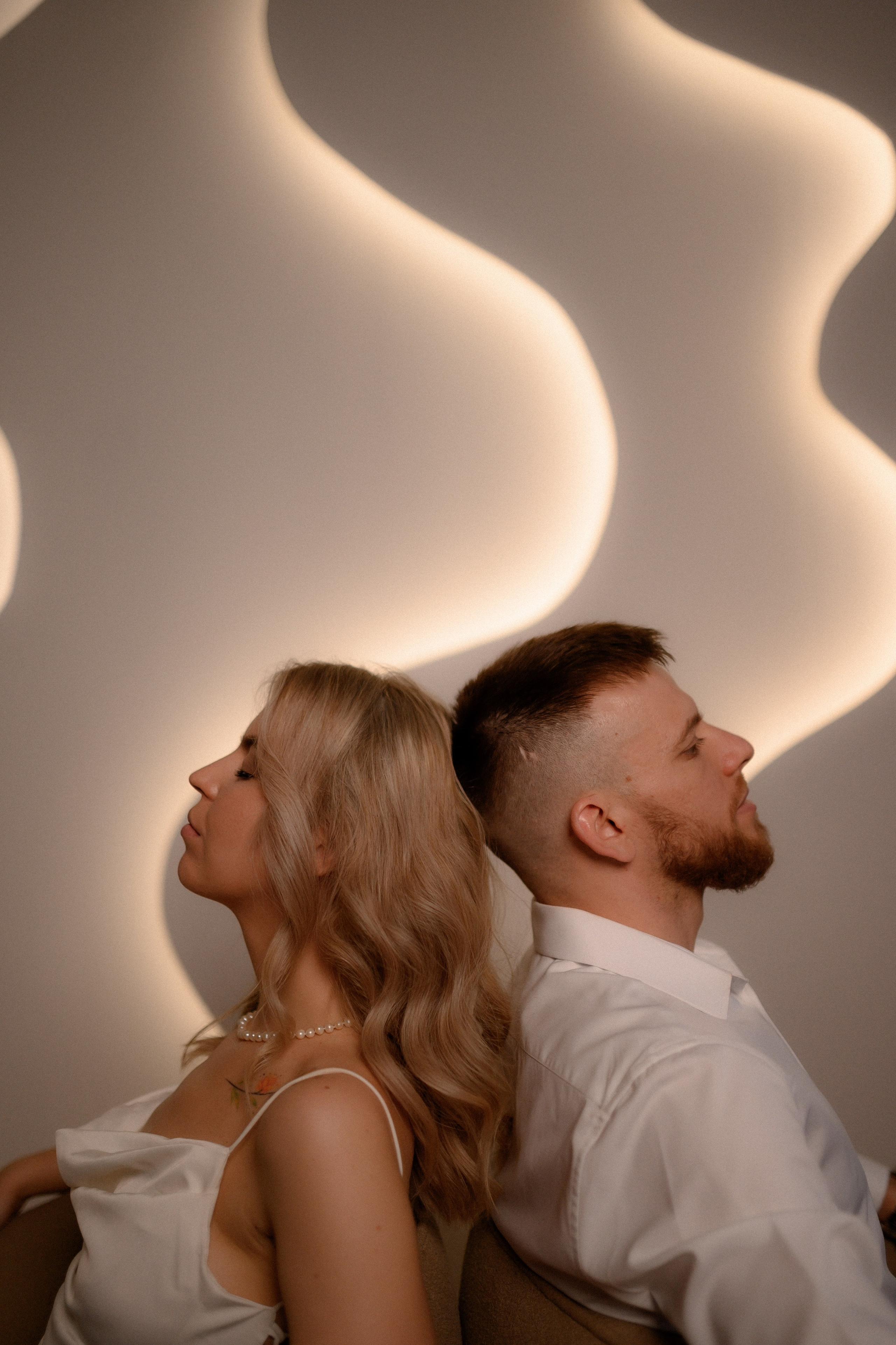 Коля и Алёна в студии. Семейный и свадебный lifestyle-фотограф в Москве Мария Петрова