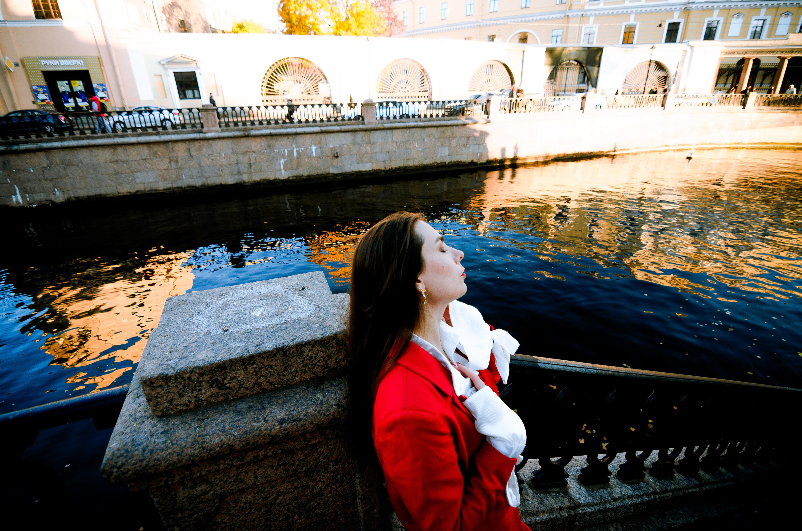 Аня. Гостинка. Alice_insomnia