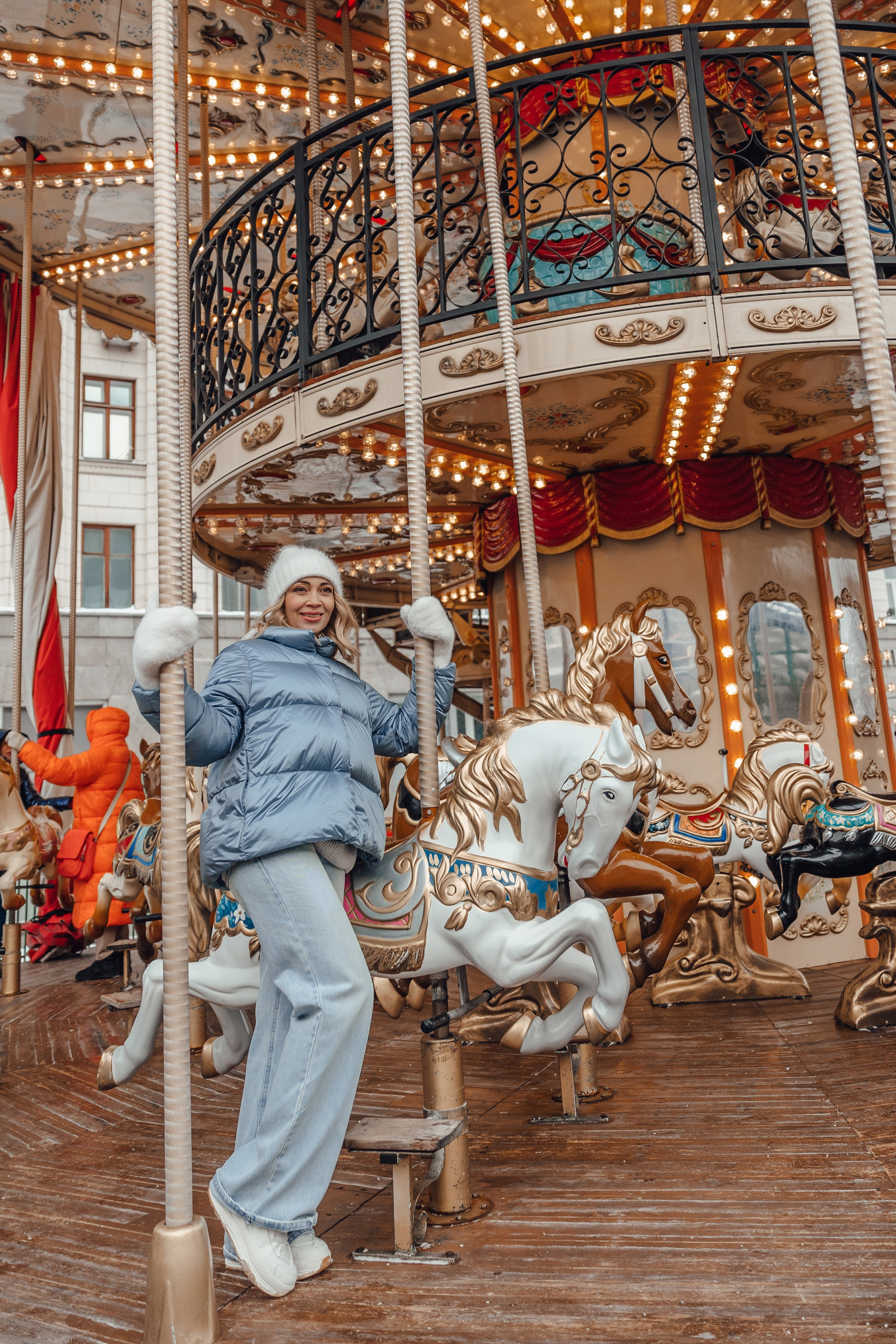 Новогодняя фотосессия на карусели