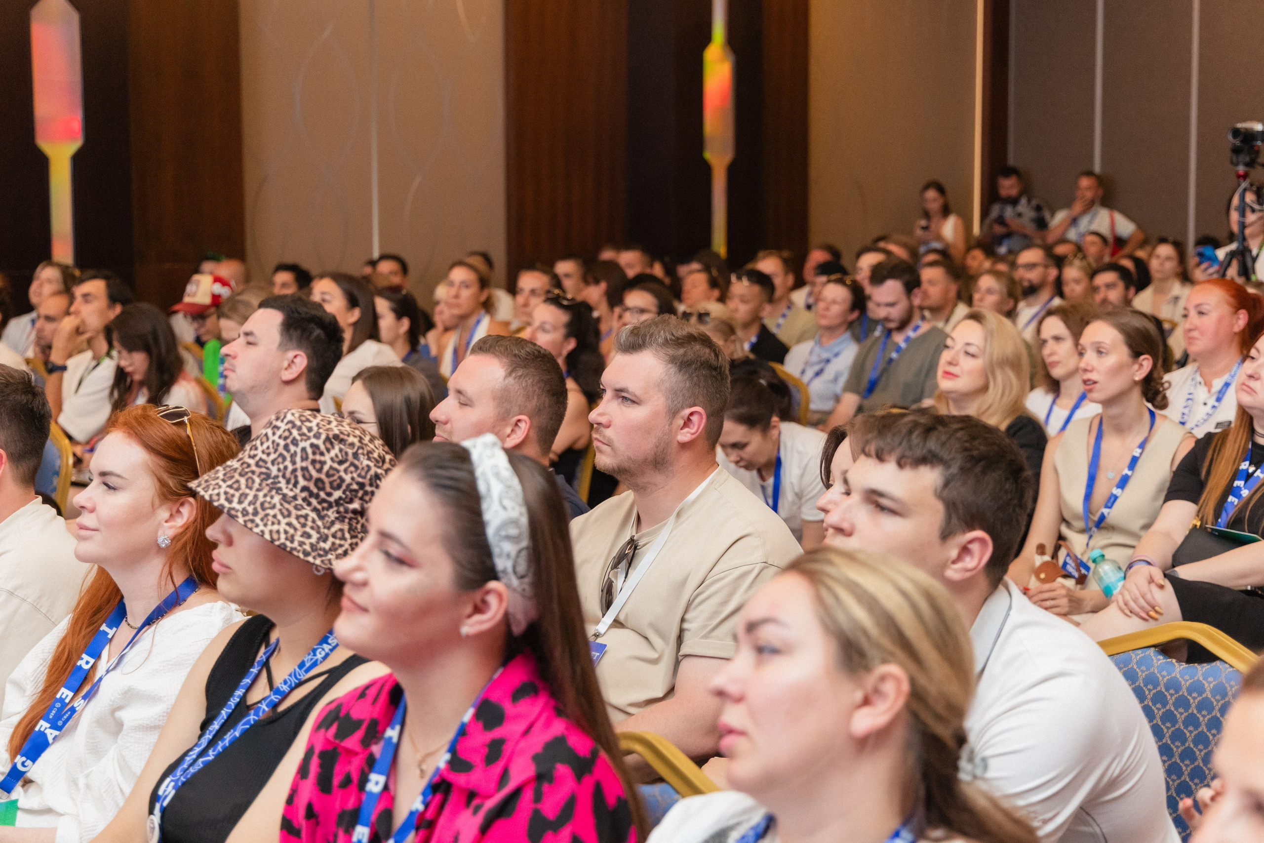 КОНФЕРЕНЦИИ. Арина Тамочкина. Фотограф Краснодарю