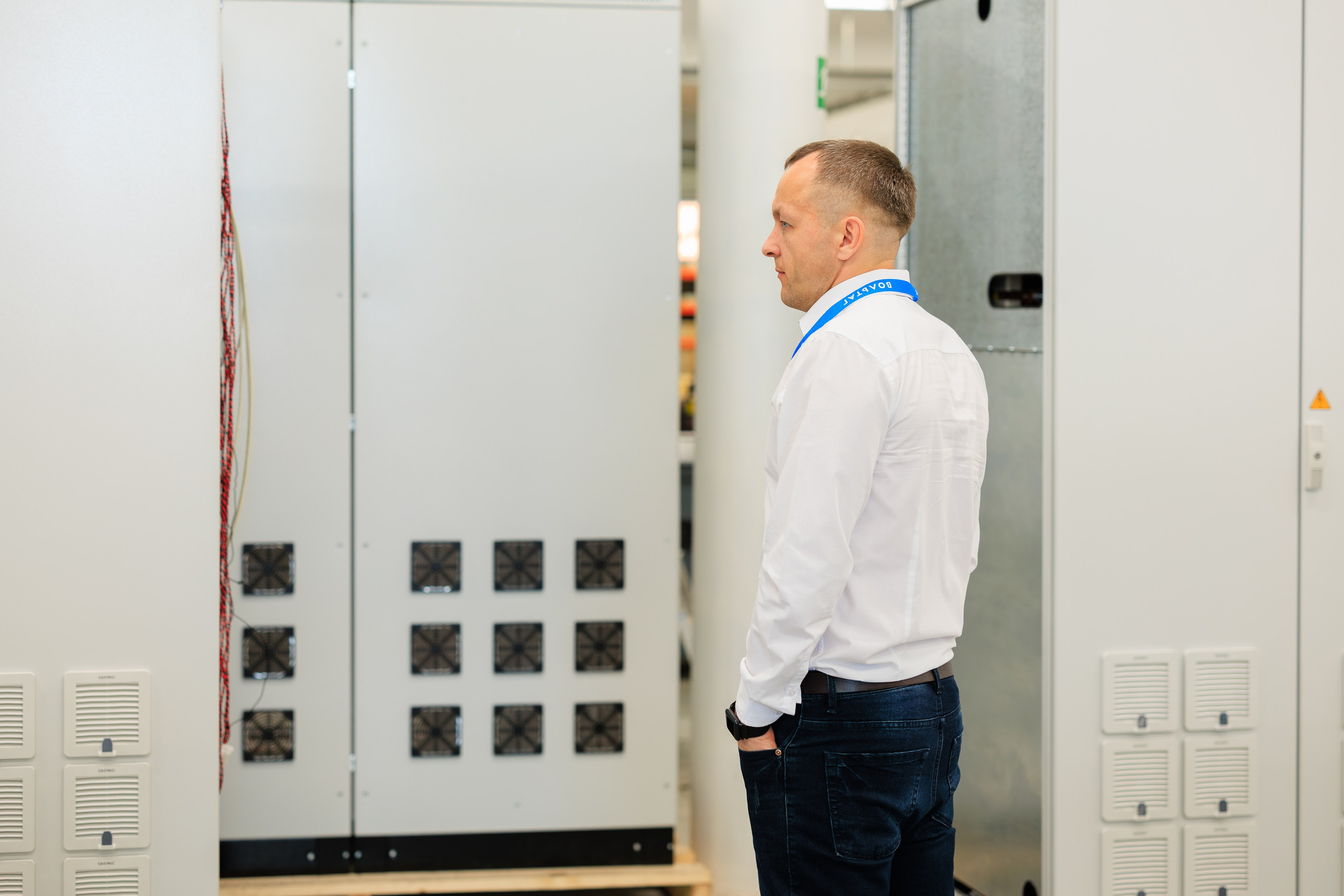 Вольтаг — Экскурсия по производству. Контент для бизнеса в Екатеринбурге Полдень Медиа