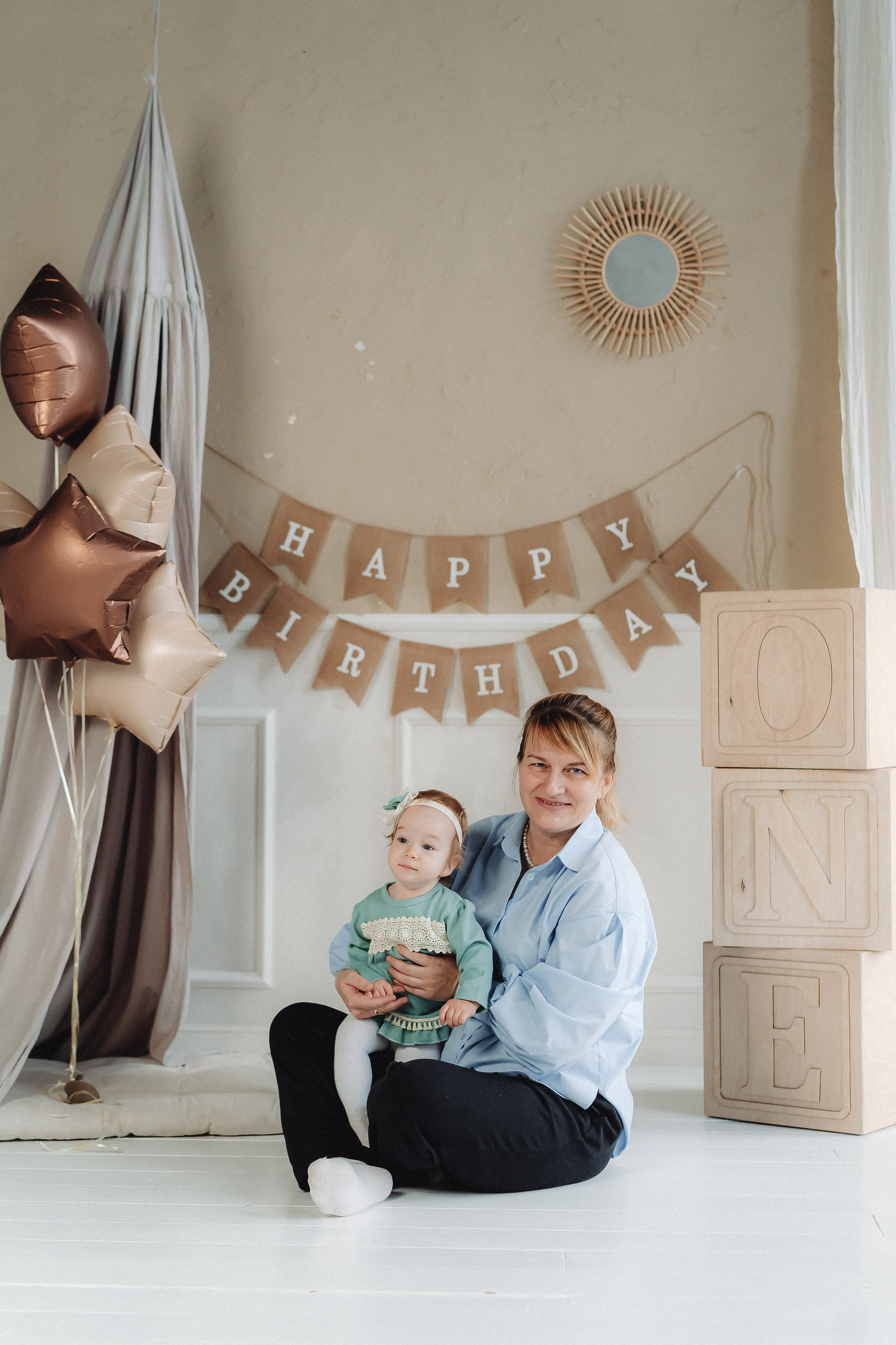 ДР в большой студии. Семейный и контент фотограф в Красноярске Власова Екатерина