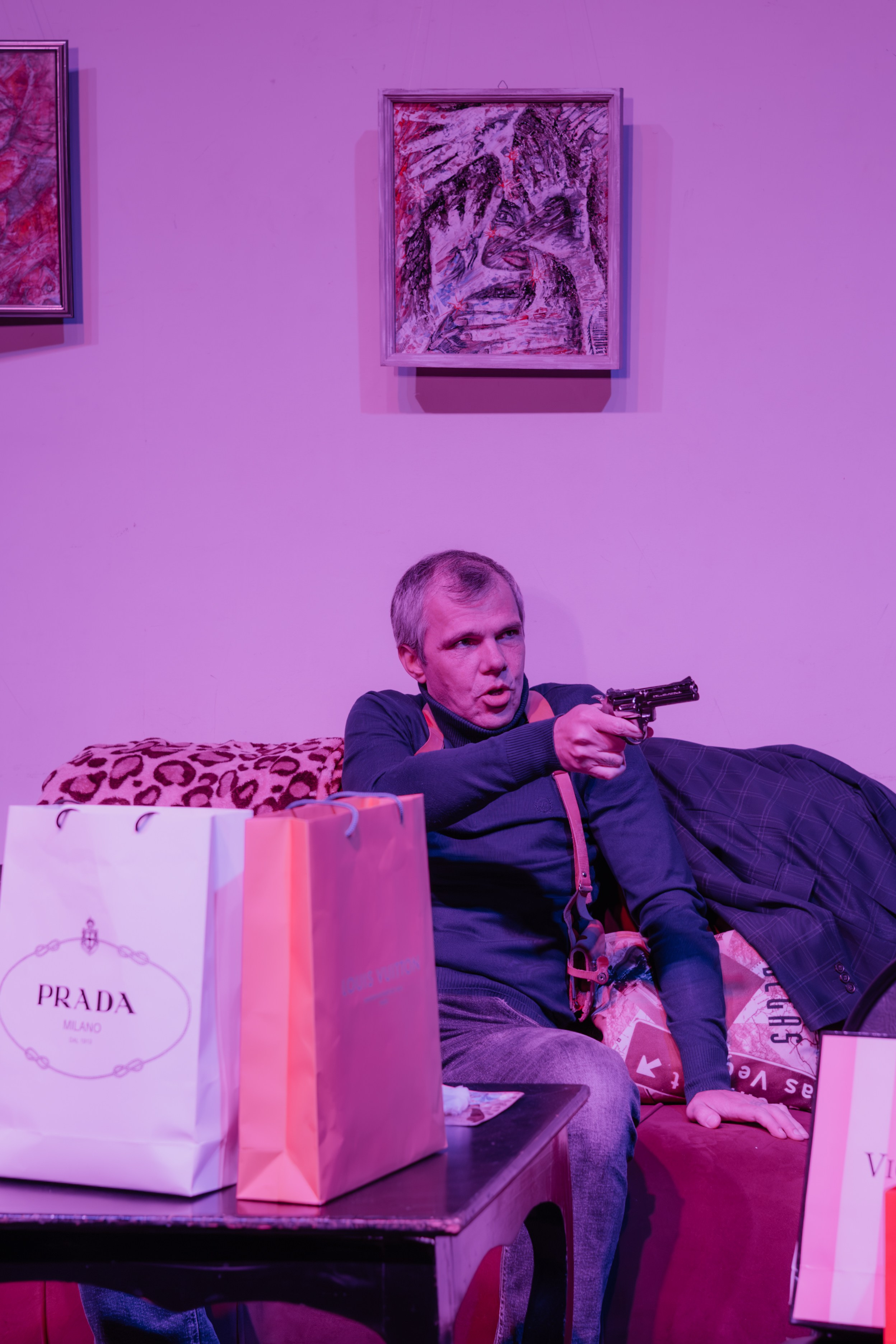 Дом актера «Денег много не бывает». Фотограф Марк Файзулин