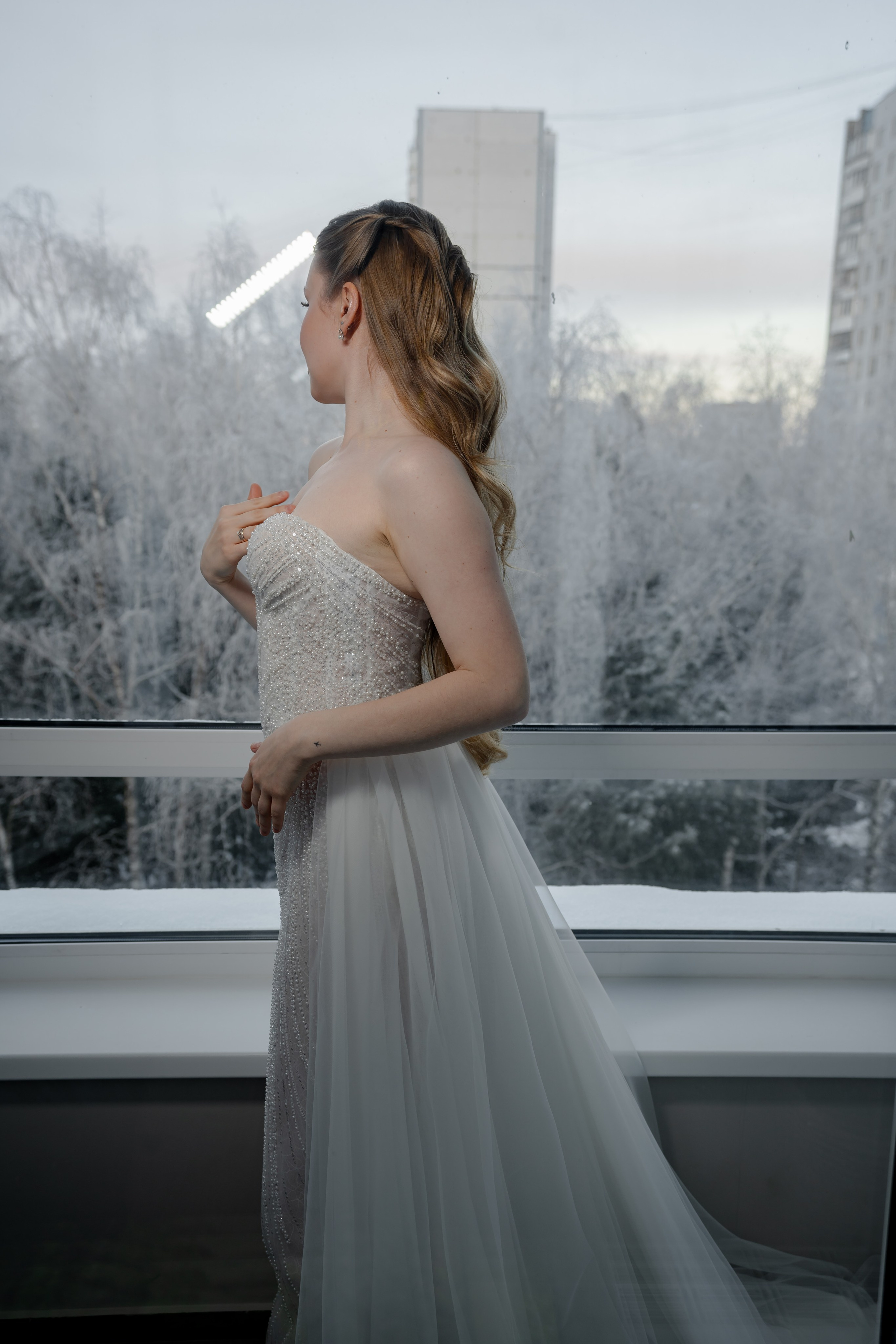 СВАДЕБНАЯ СЬЕМКА СБОРОВ В ОТЕЛЕ И ВЫЕЗД НА ЦЕРЕМОНИЮ (СНЯТО В СИБИРЕ В НИЖНЕВАРТОВСКЕ). Профессиональный фотограф, Санкт-Петербург — Виктория Богомолова