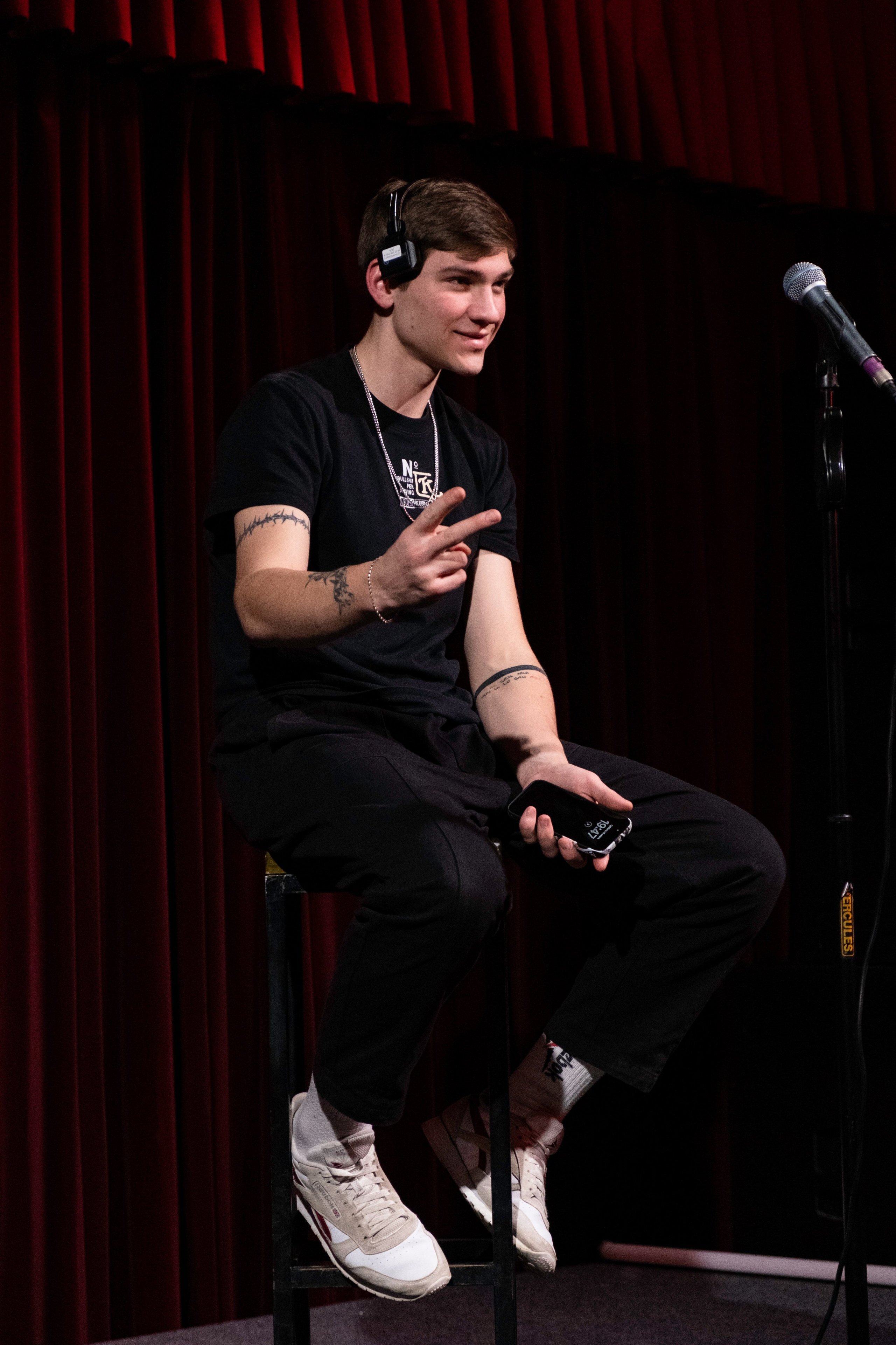 StandUp Cafe. Мари — фотограф и видеограф из Москвы