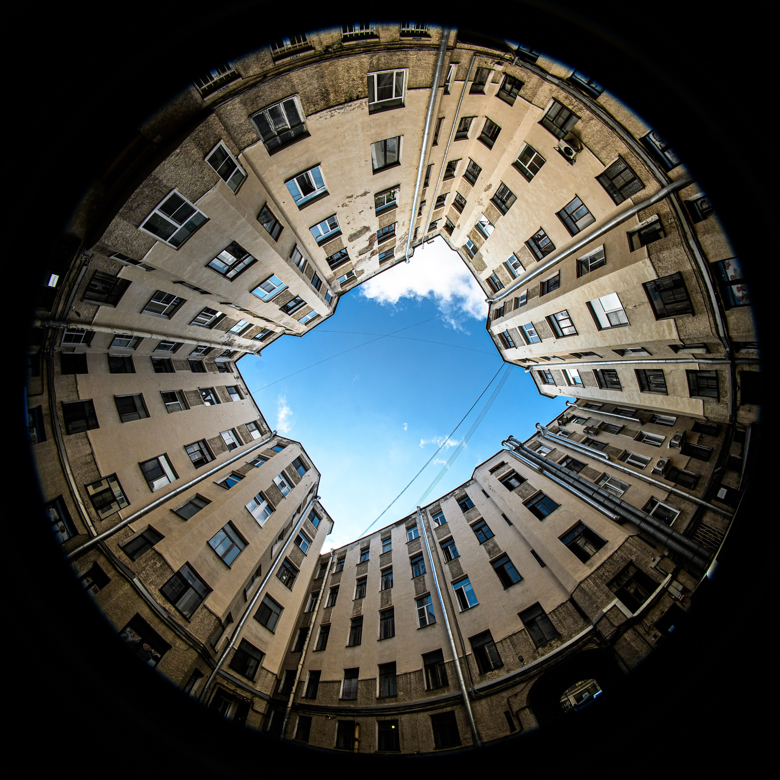 Каменноостровский пр-кт, 27