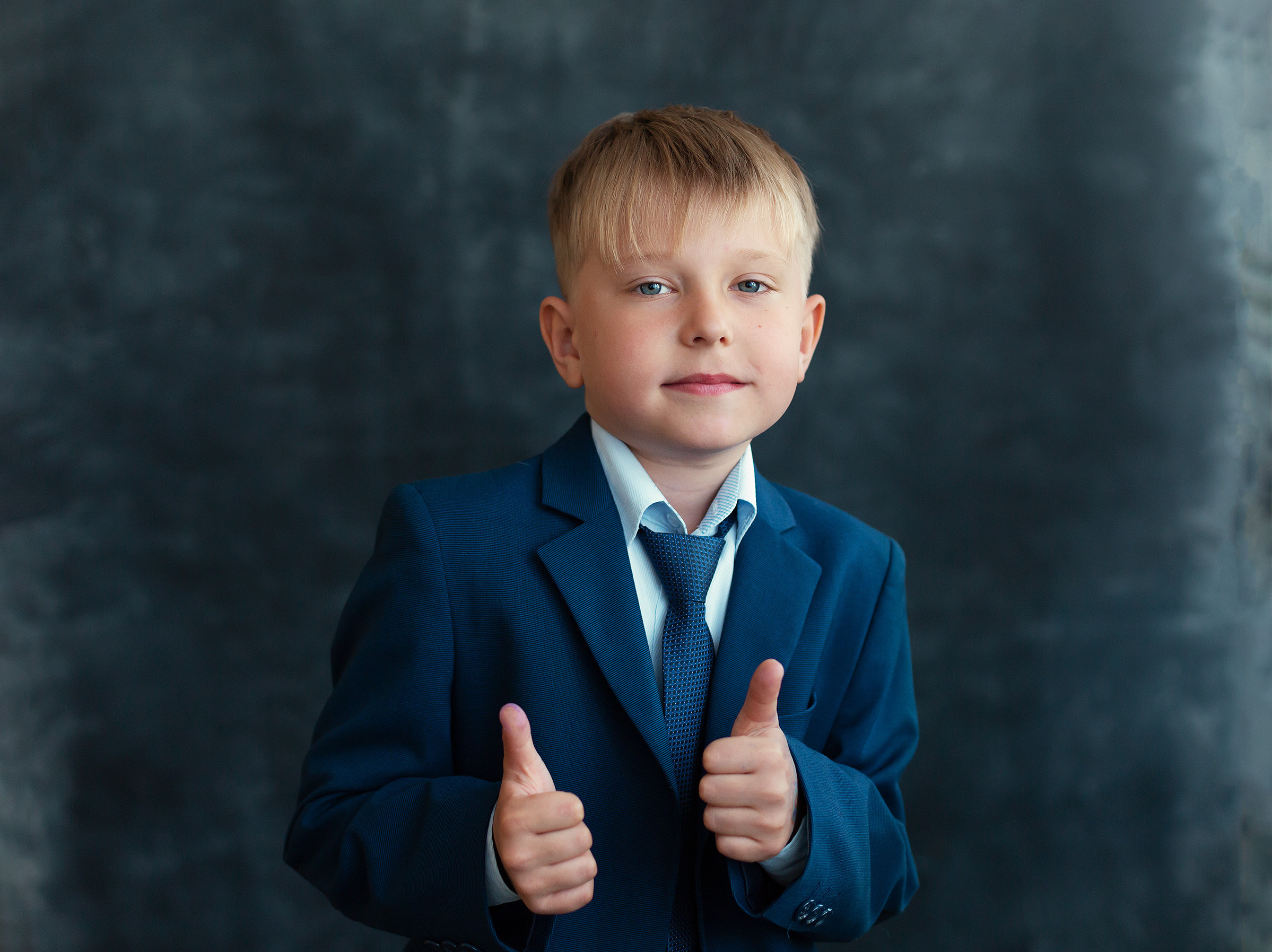 Школьные портреты и выпускные книги. Детский и семейный фотограф в Челябинске Пайвина Алена