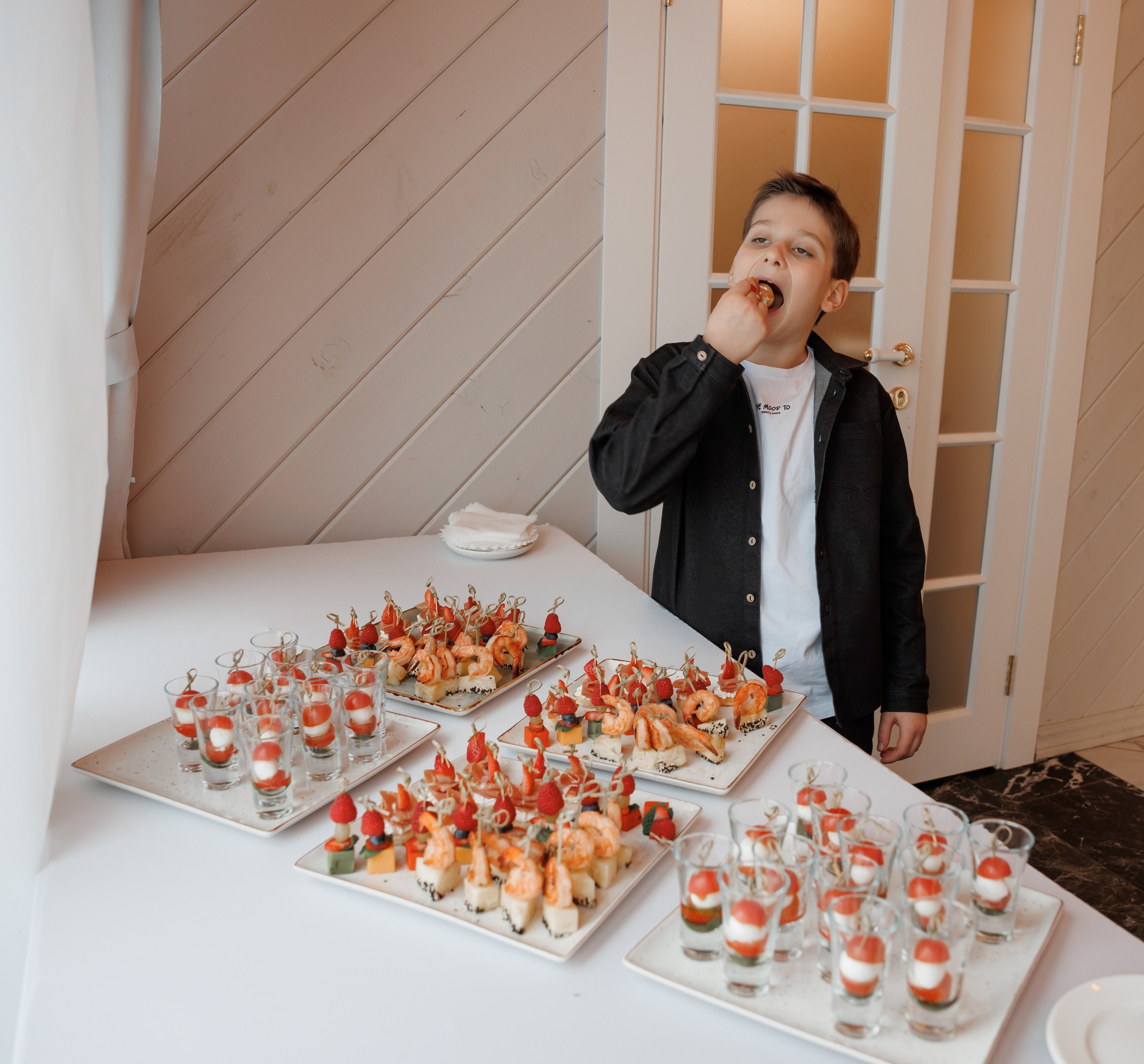 Юбилей, ресторан «Барский», усадьба «Гребнево». Свадебный и репортажный фотограф (Москва, Королев и другие)