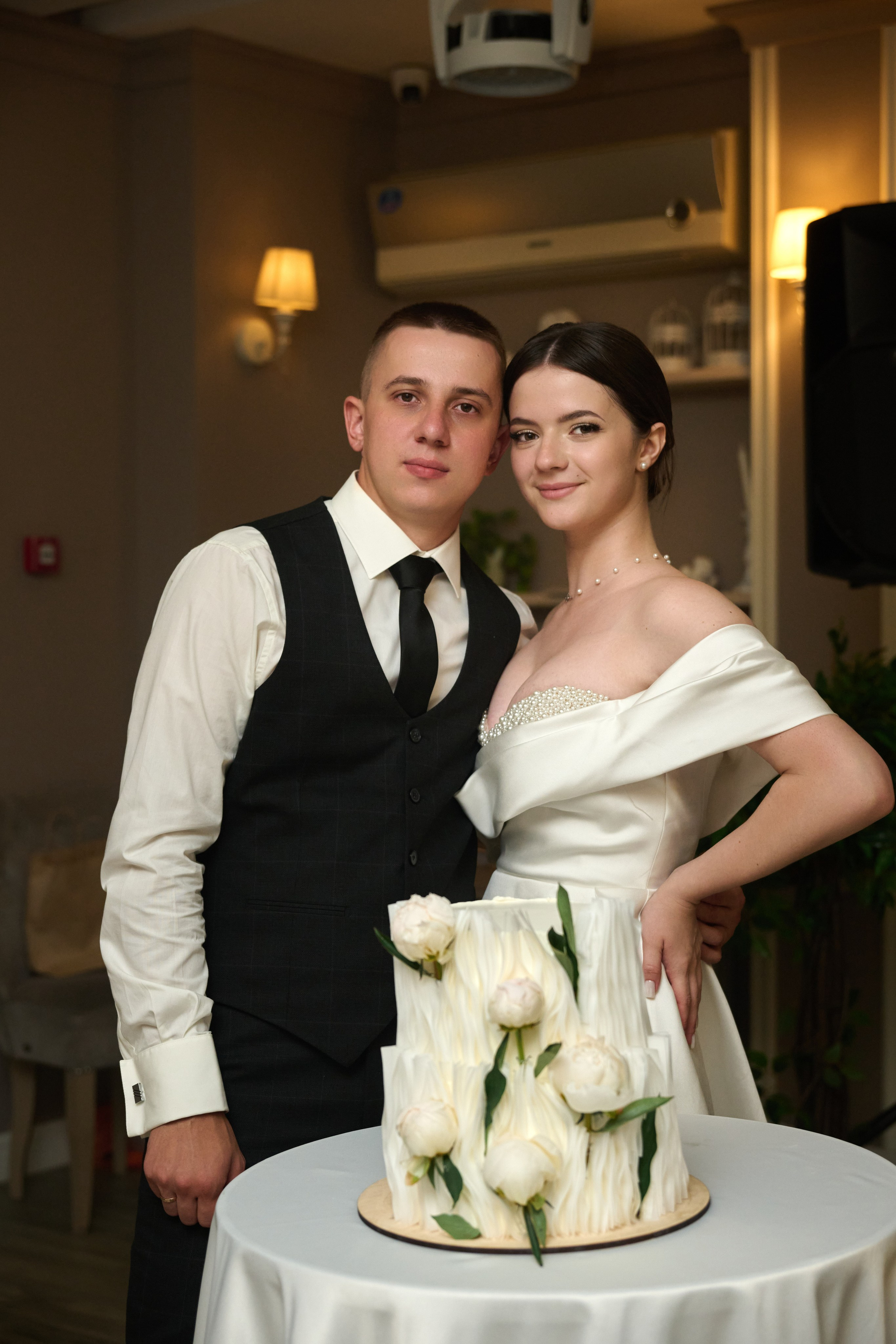 Свадебная фотосессия Никиты и Ангелины в Старом Осколе. Профессиональный фотограф Старый Оскол, Губкин — свадьба, венчание, крещение, юбилей и день рождения