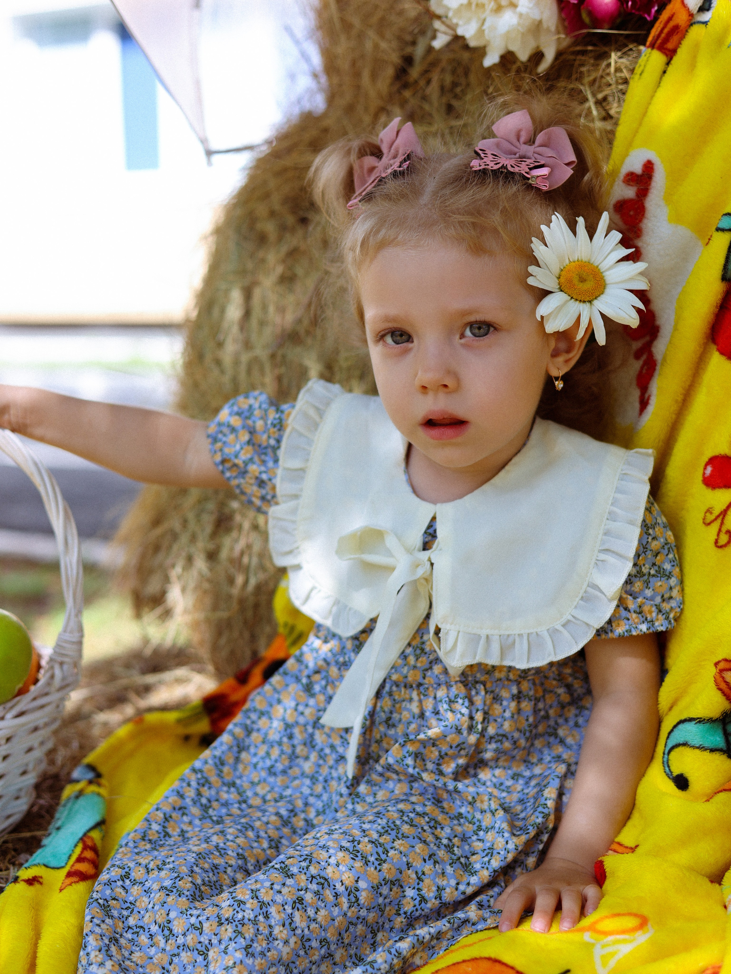 Тематическая летняя съемка в детском саду. Мания, портретный фотограф в городе Оренбург