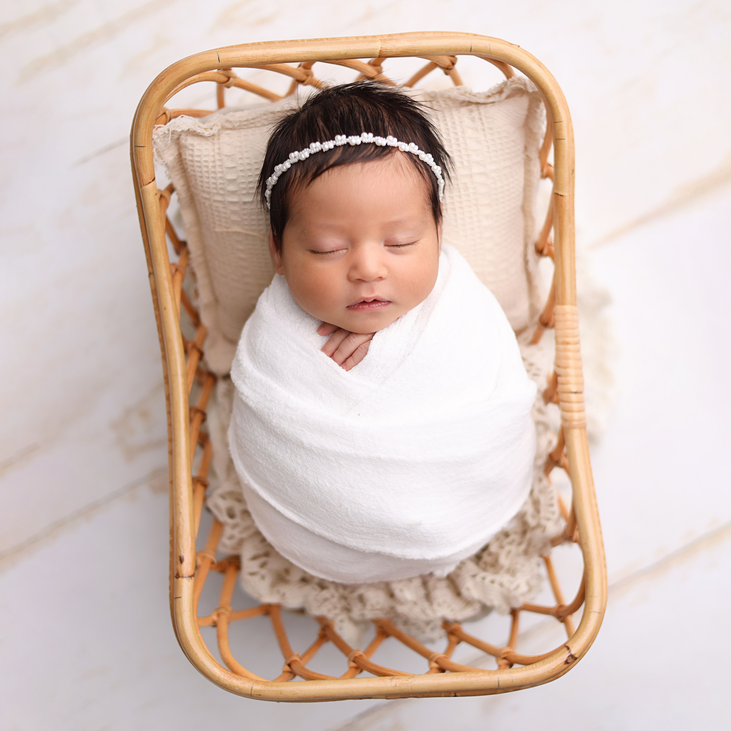 Обмотки для девочек. Фотограф новорожденных Москва. Ньюборн фотограф Москва