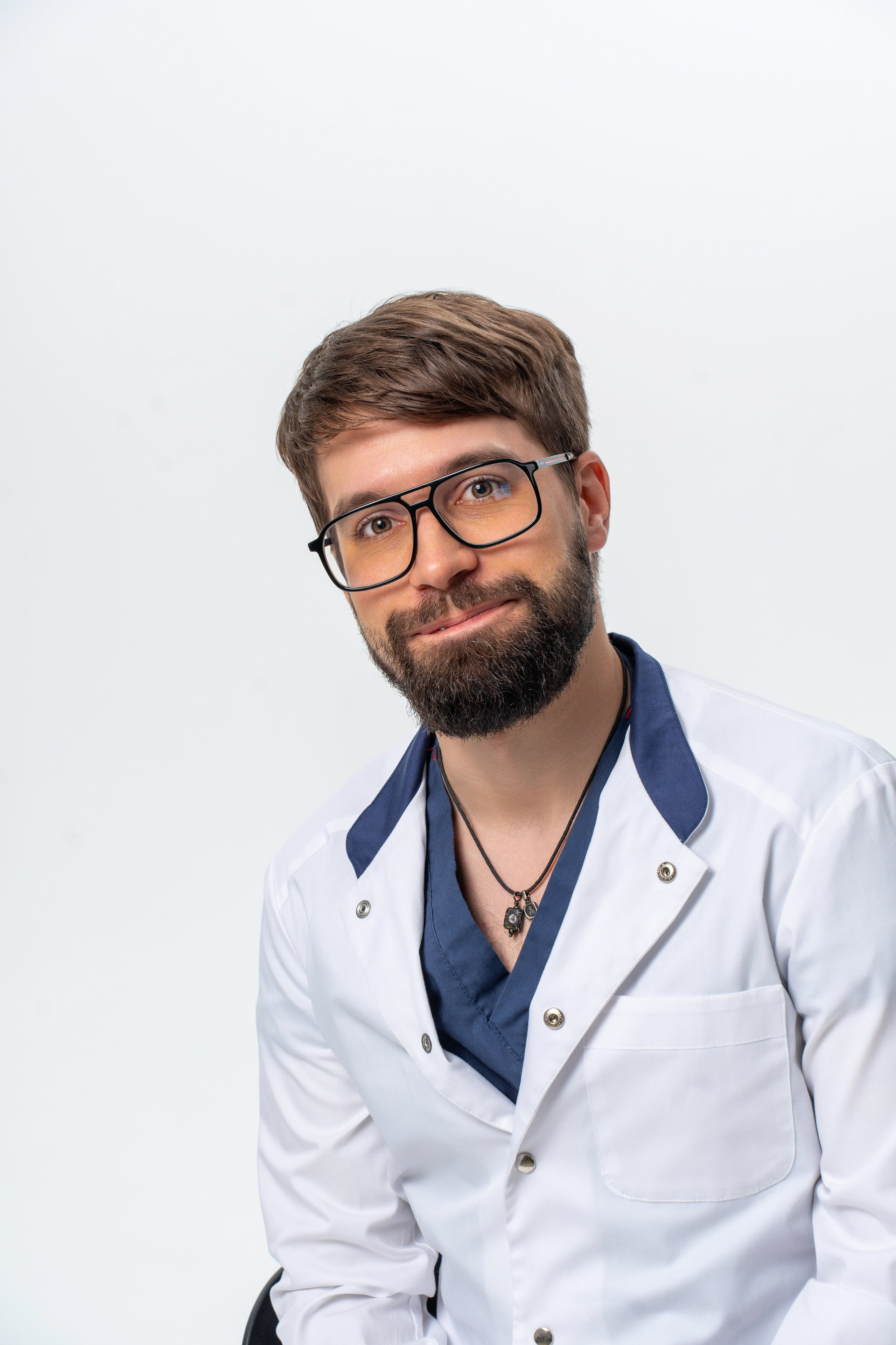 Фотосессия для лор врача в фотостудии в Москве