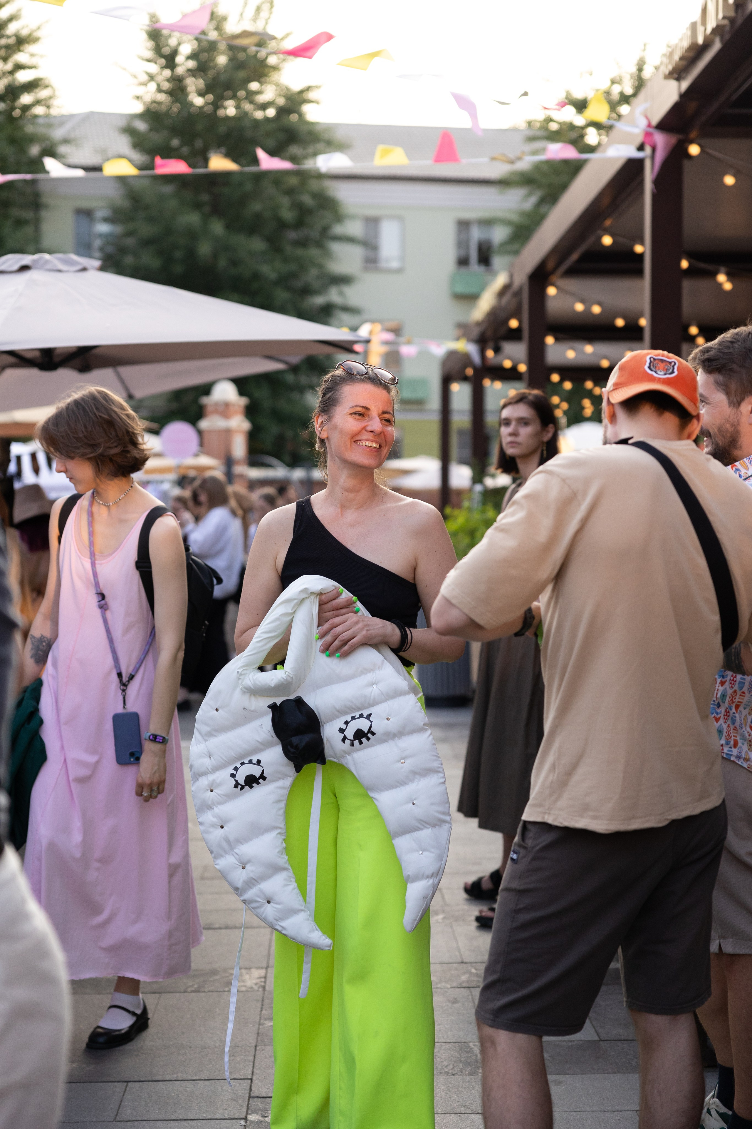 7–8 июня 2025 в пространстве «Три вокзала. Депо» / День 2 / фото Саша Жукова. Фотоотчеты «Ламбада-маркета»