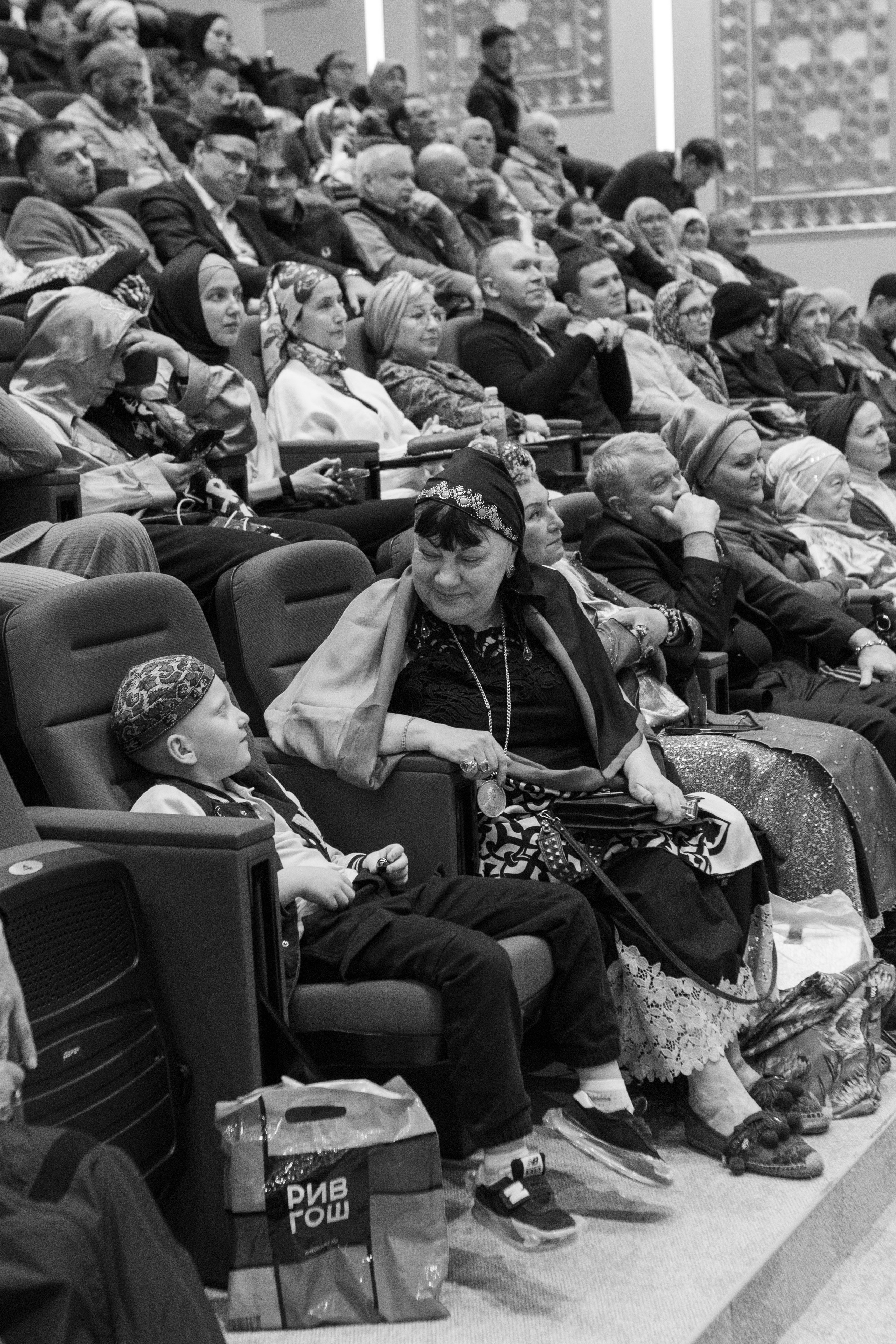 Репортаж с презентации книги — «Москва: город вязевый». Рекламный, предметный, репортажный, семейный фотограф и художник в Москве