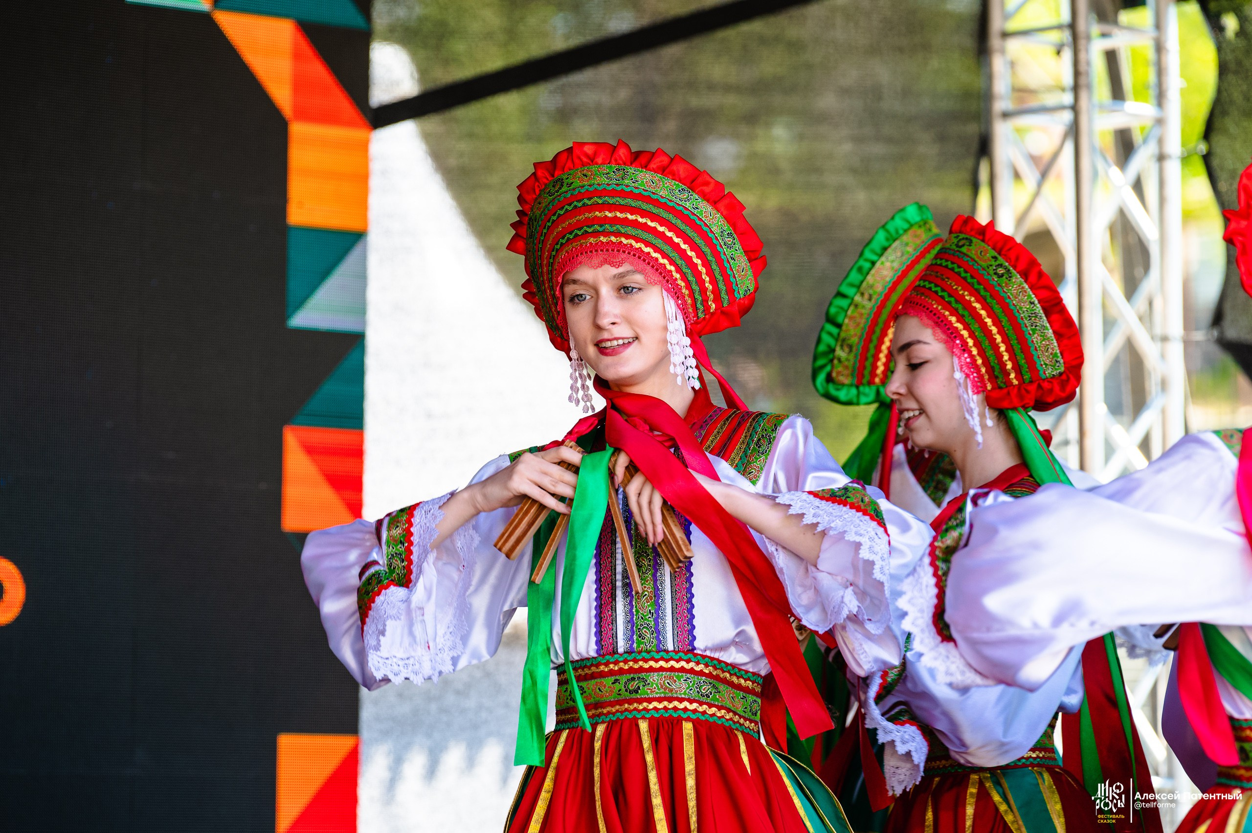 Фестиваль сказок Дикоросы. Екатеринбург. Май 2024. Репортажный и концертный фотограф Алексей Патентный в Екатеринбурге