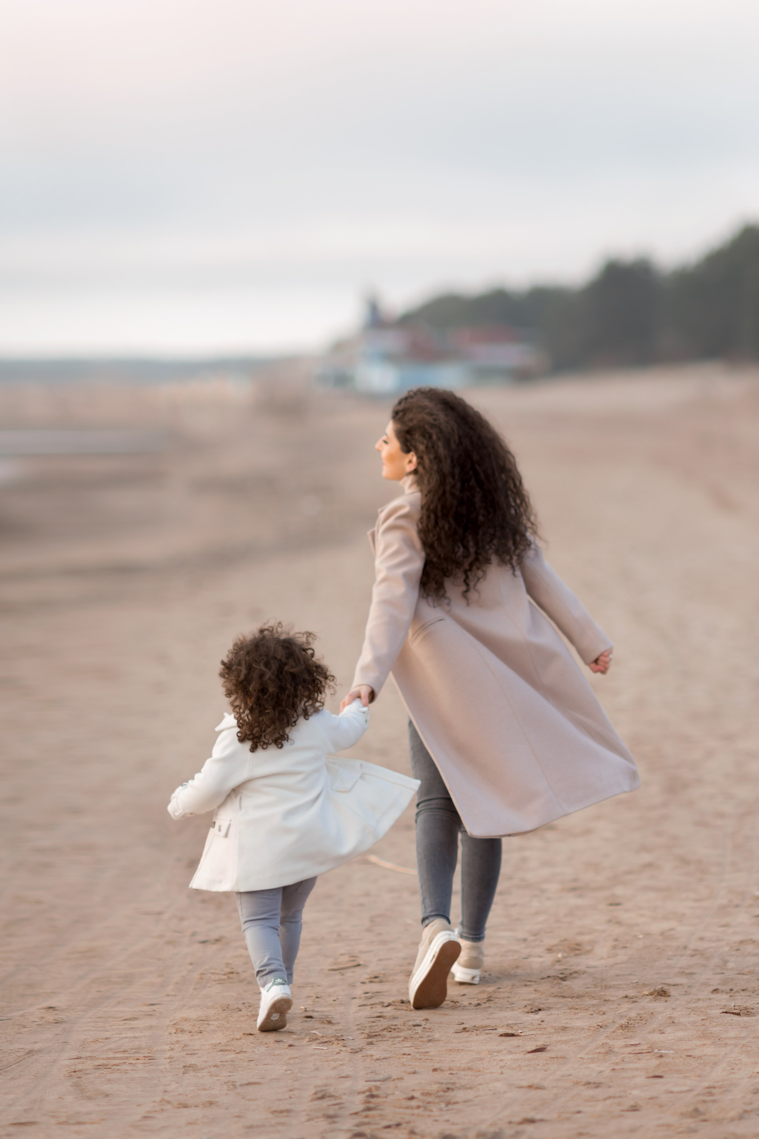 Фотосессия на Финском заливе. Диана и Элиса. Фотограф Юлия Кондратьева