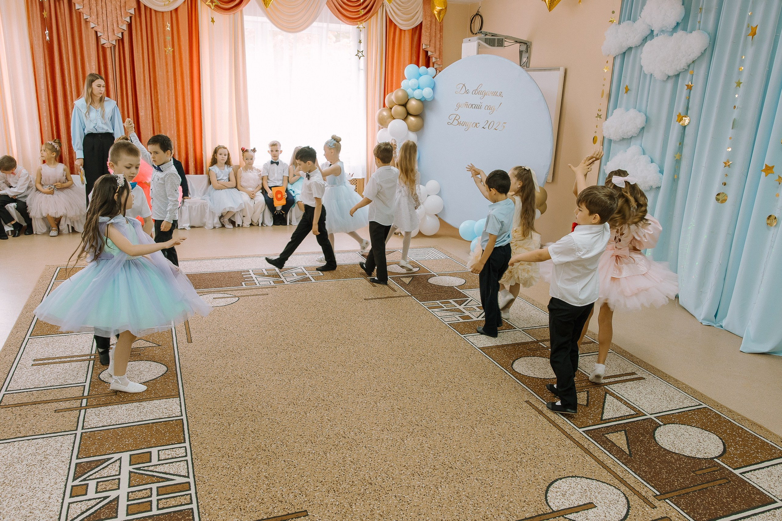 Выпускной в ДС -29. Выпускные альбомы Натальи Бутко: Новороссийск, Анапа, Геленджик