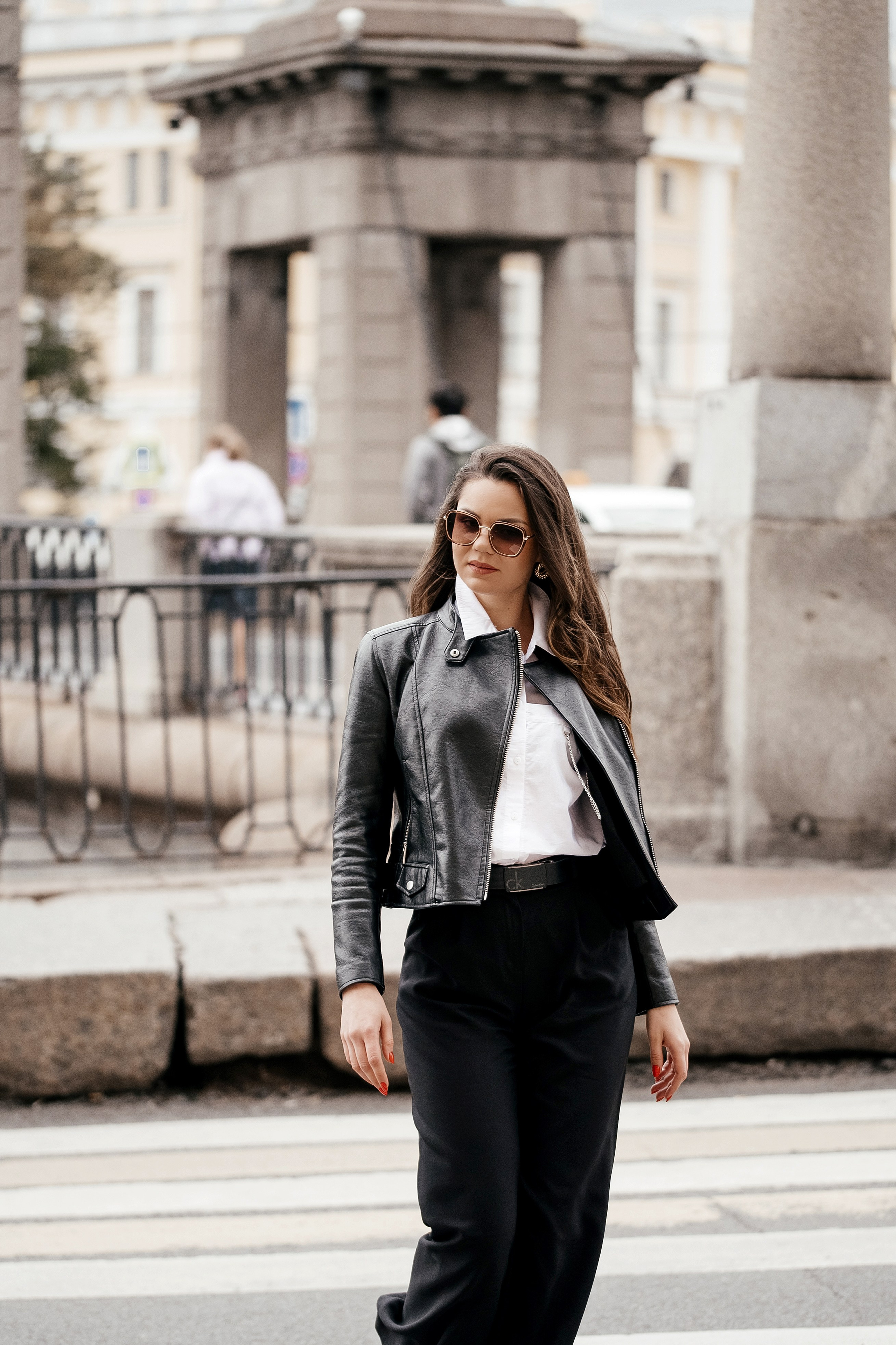 Юлия (прогулка по городу). Свадебный и студийный фотограф Ирина Котикова