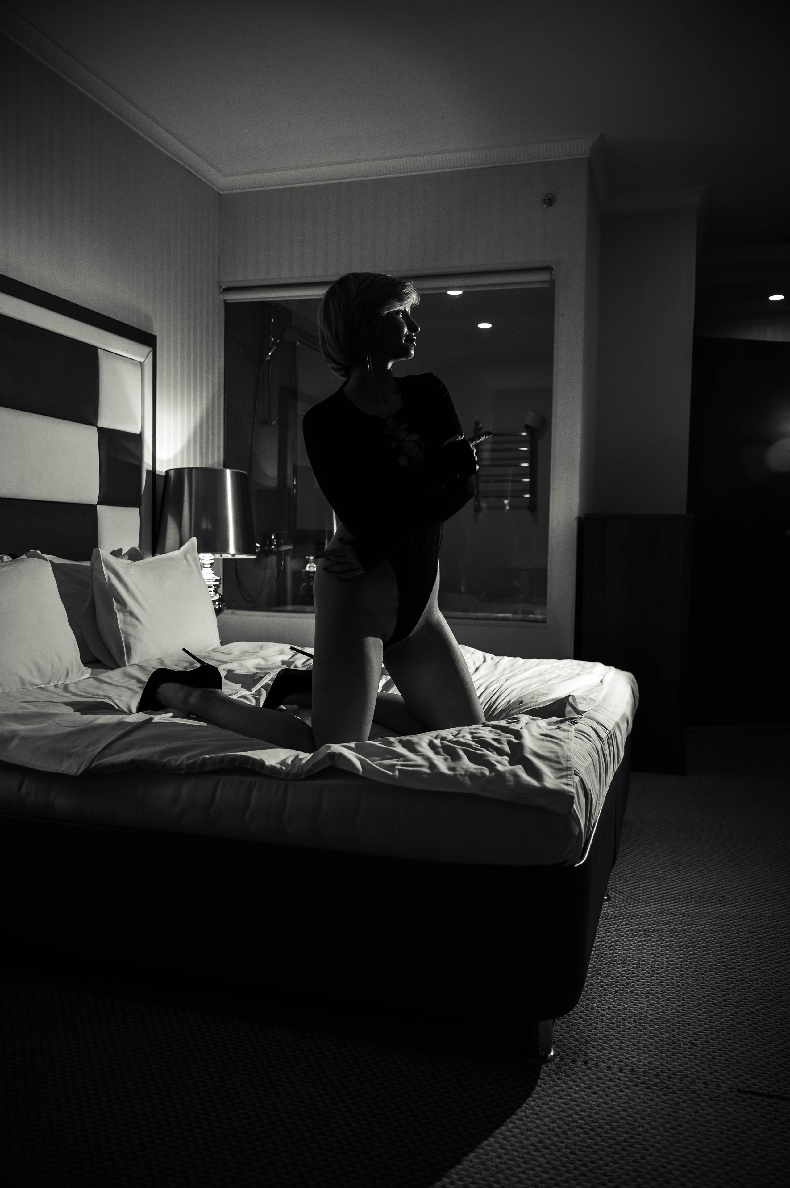 Будуарная фотосессия в отеле для Алены. Портретный и Фитнес фотограф в Москве Владислава Рыбалкина