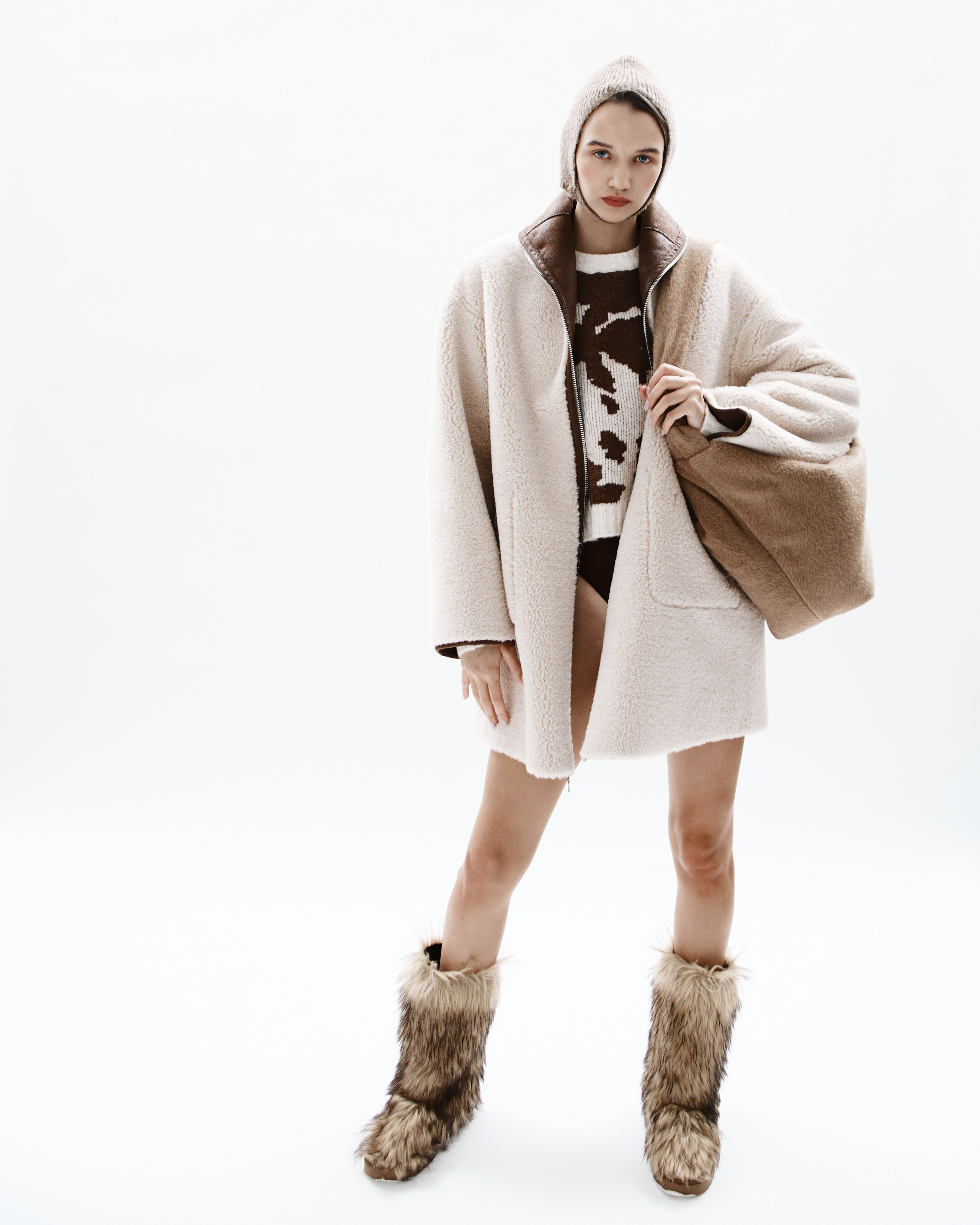 Contemporary Fashion Lookbook. Maria Poleshchuk, commercial photographer in Sydney