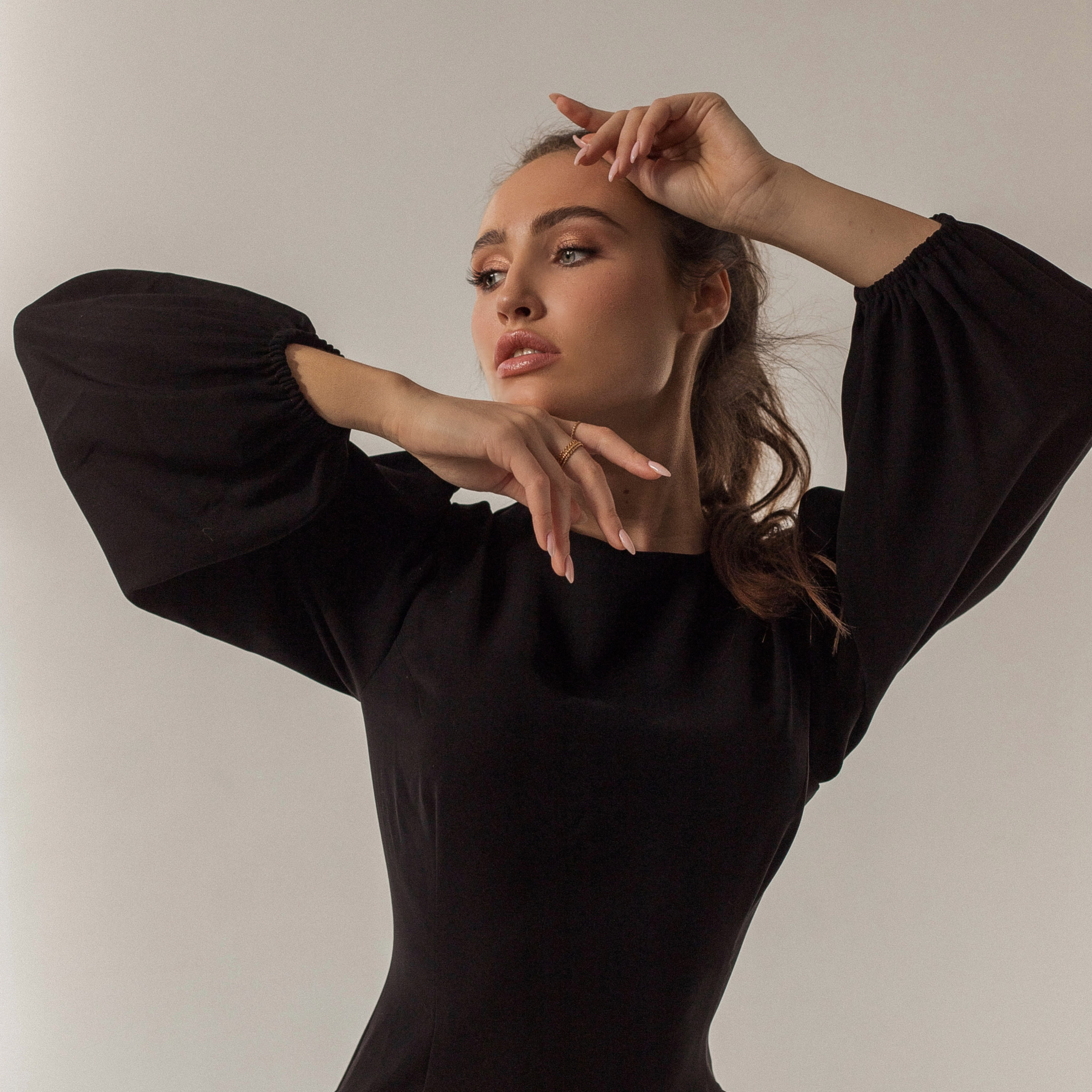 Екатерина, 40-42 р-р, 168 см. KED Production — продакшн из СПб. Создаём фото, видео и контент, который помогает брендам и селлерам продавать больше