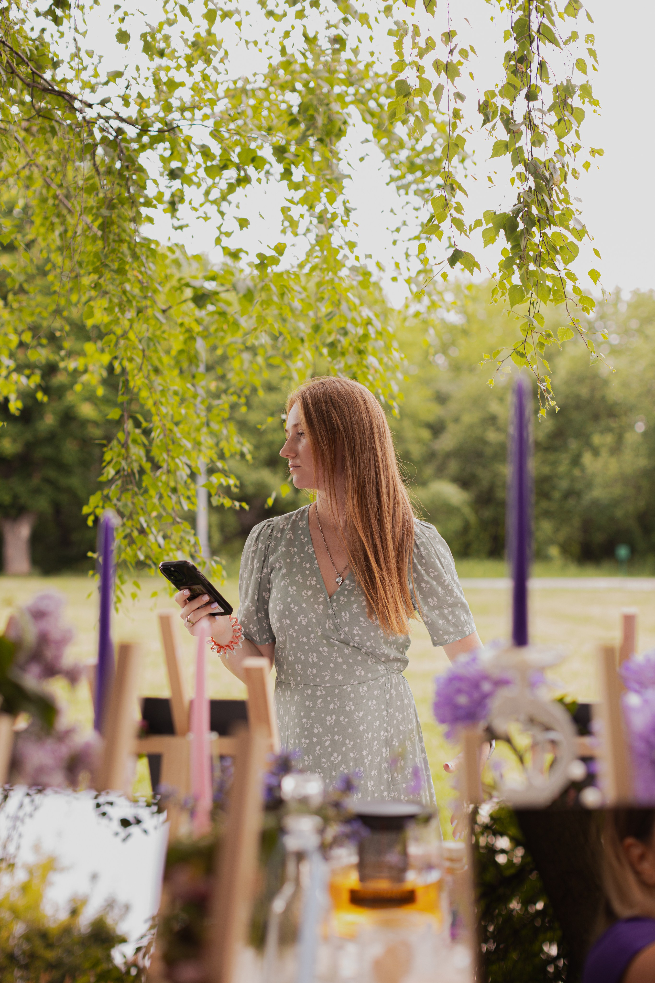 Мк Сирень на зеркале (девичник в парке). Анастасия Ракчеева Художник