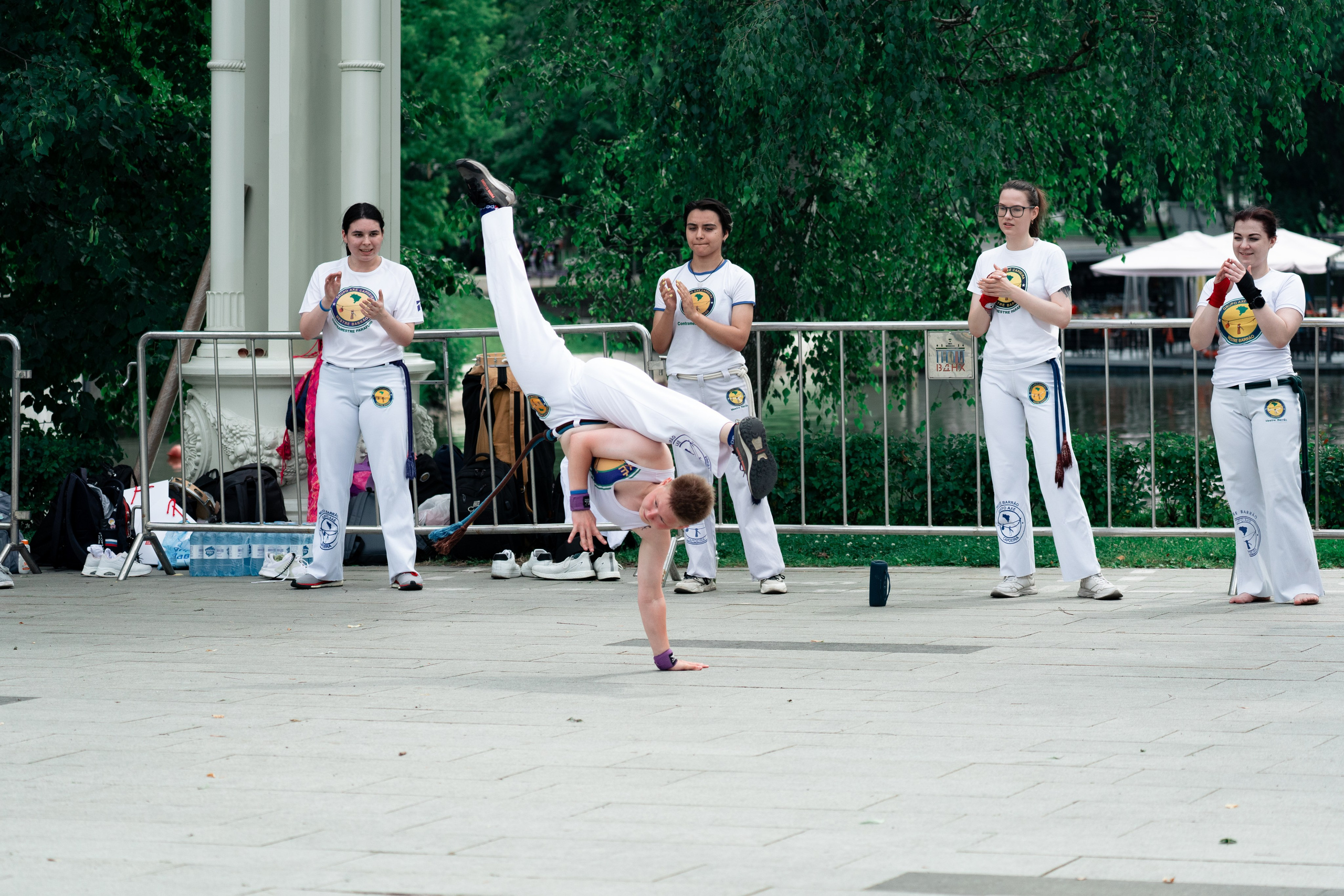 Открытый класс AXE Capoeira на фестивале неолимписких видов спорта на ВДНХ 2025 г:. Фотограф в Москве Ткаченко Владимир