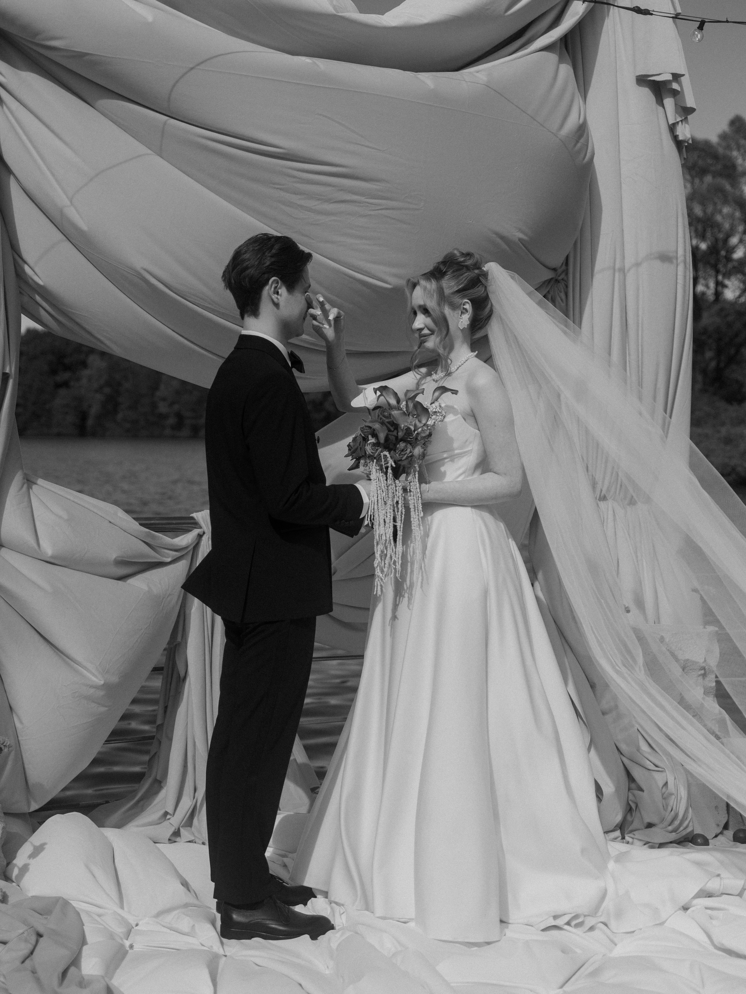 Фотограф Лиана Сафарова. Свадебные, портретные, парные съёмки