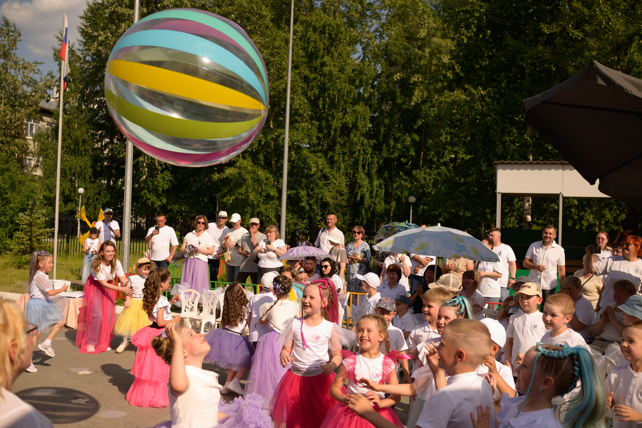 Репортаж выпускного группа «Фантазёры» 3 садик. Фотограф новорожденных, семейный детский в Тюмени Татьяна Морозова