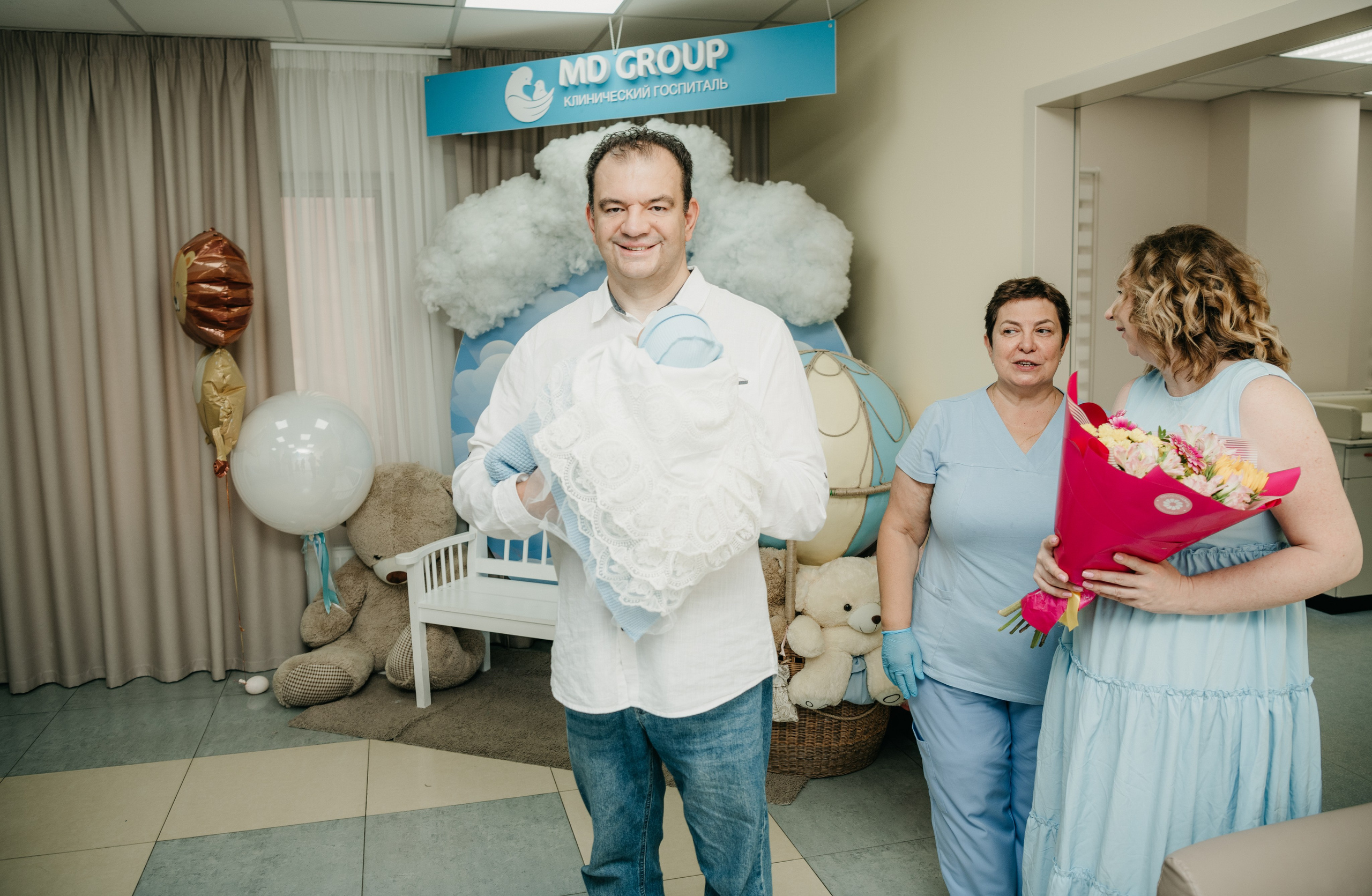 Выписка Андрюши. «Мать и дитя» на Севастопольском. Фотограф на выписку из роддома в Москве и МО