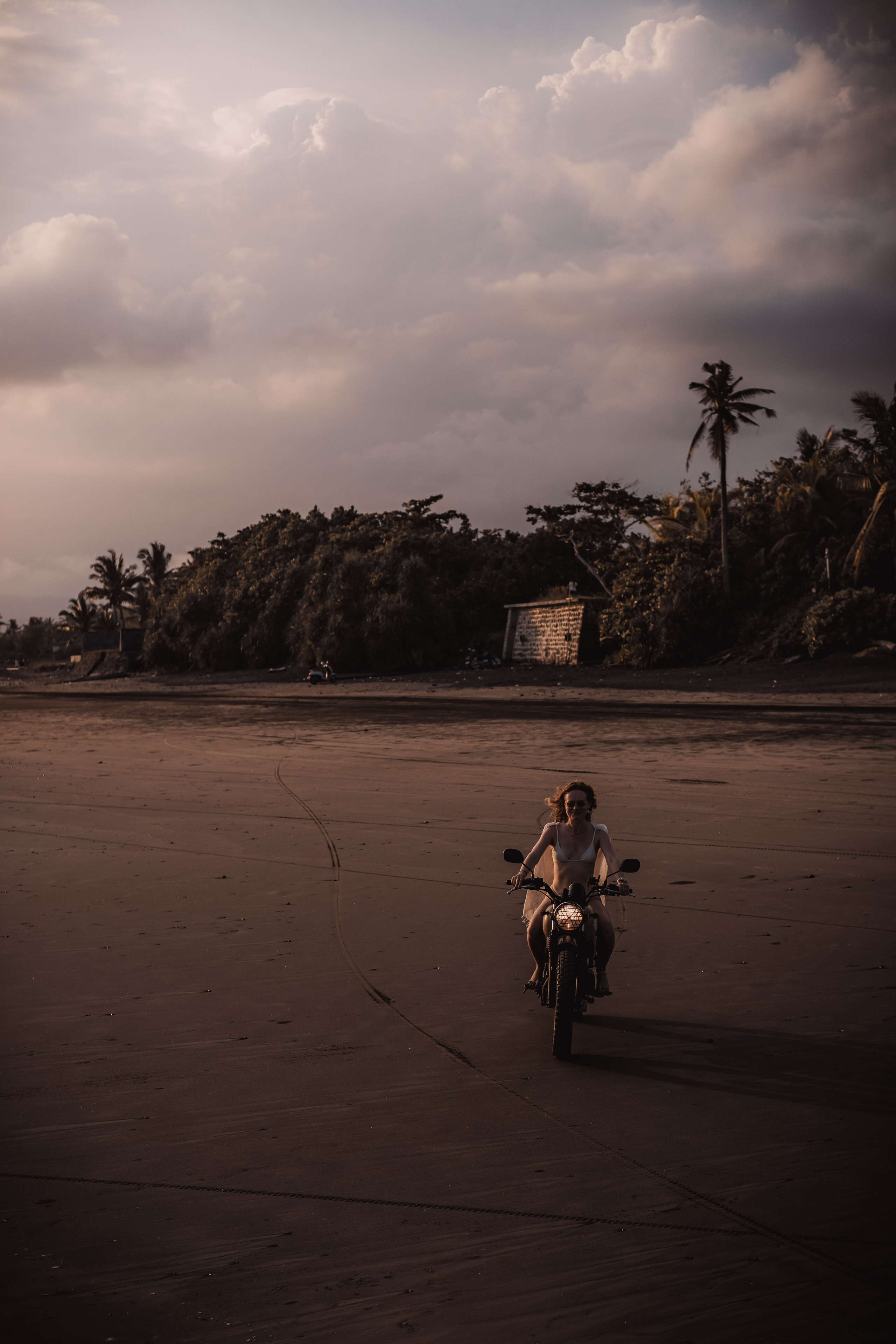 Moto babe. Mariam Bagdasaryan