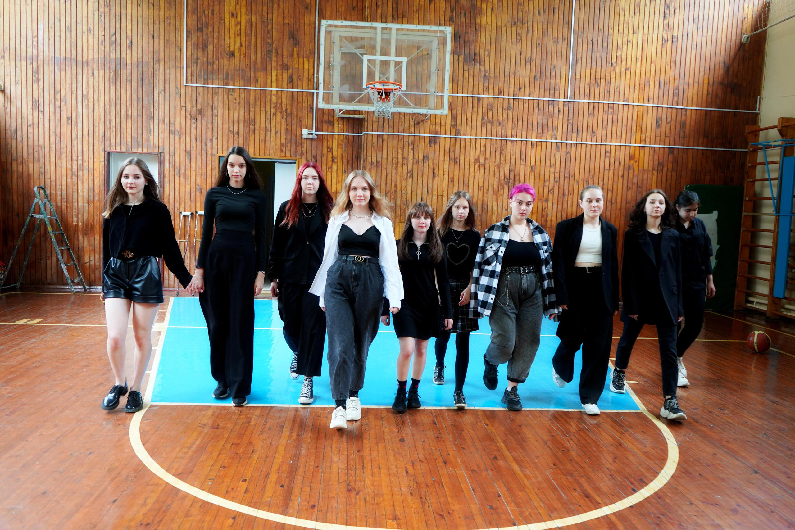 Пример школьных фото из альбомов. Фотограф, видеооператор Нина Коршунова