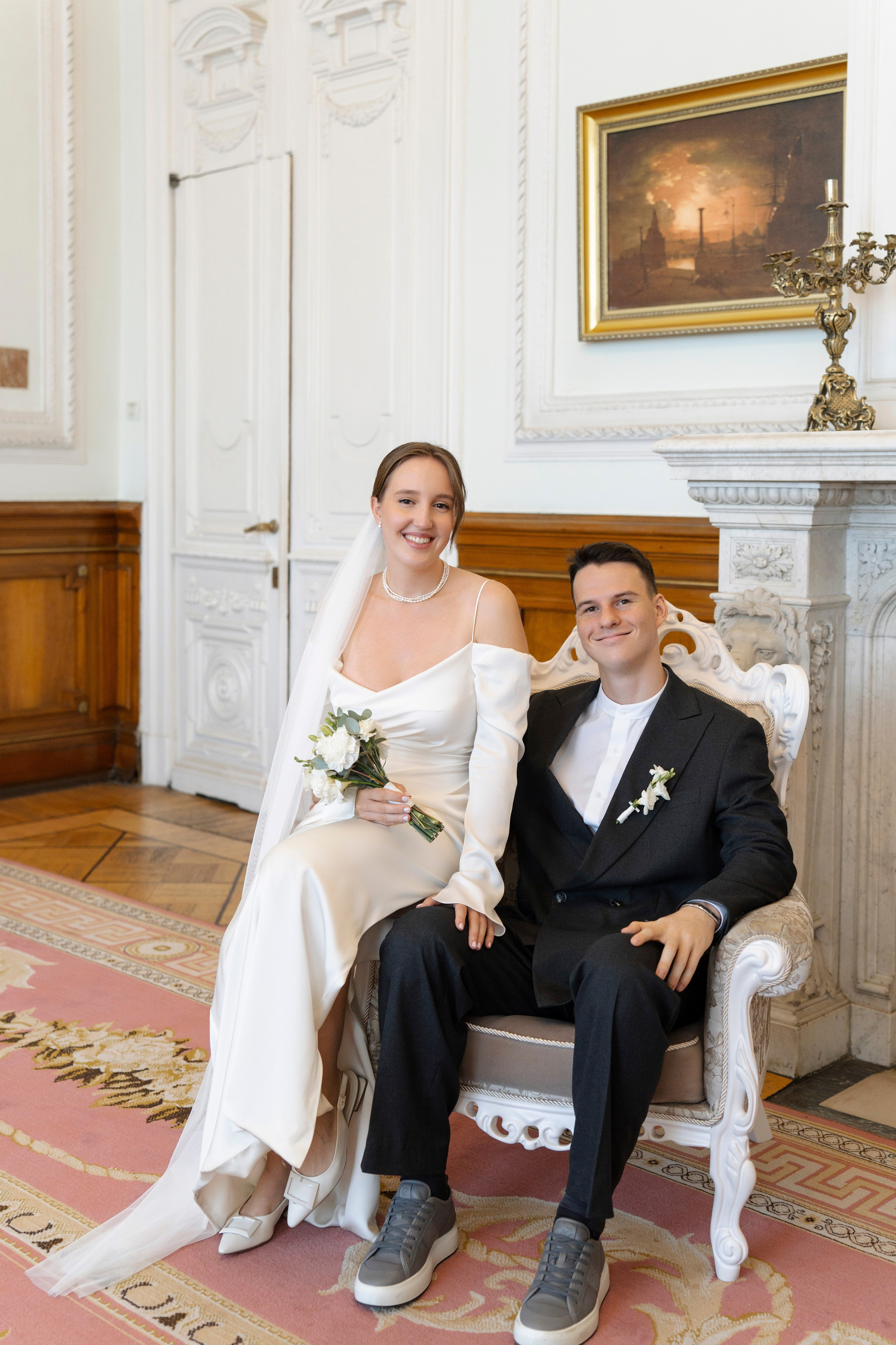 Лёня и Юля. Питер. От утра в отеле до вечеринки в ресторане на заливе. Цифра и плёнка. Свадебный фотограф Катерина Чулкова