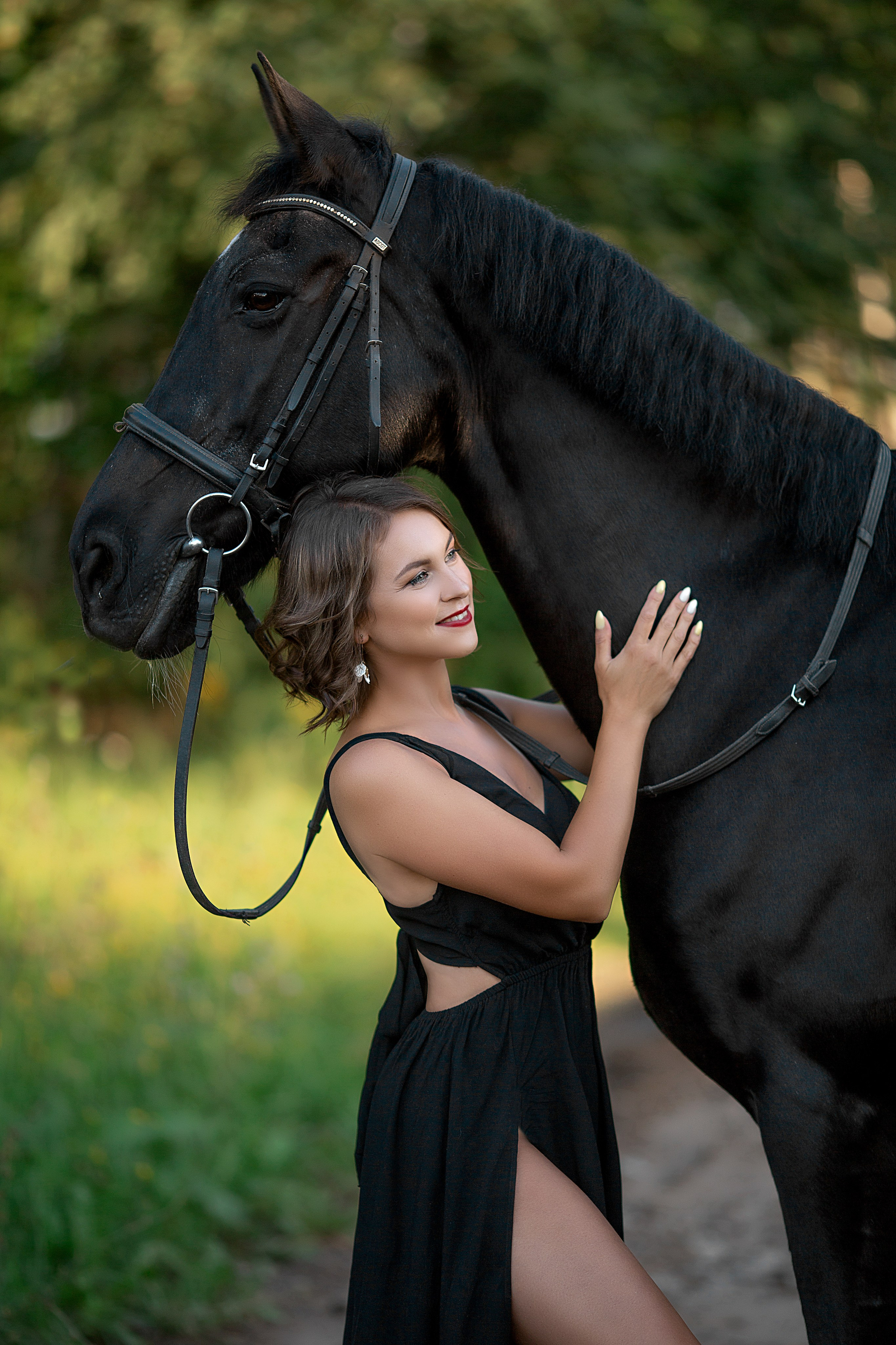 Анна и Жасмин. Фотосессия с лошадьми в Нижнем Новгороде