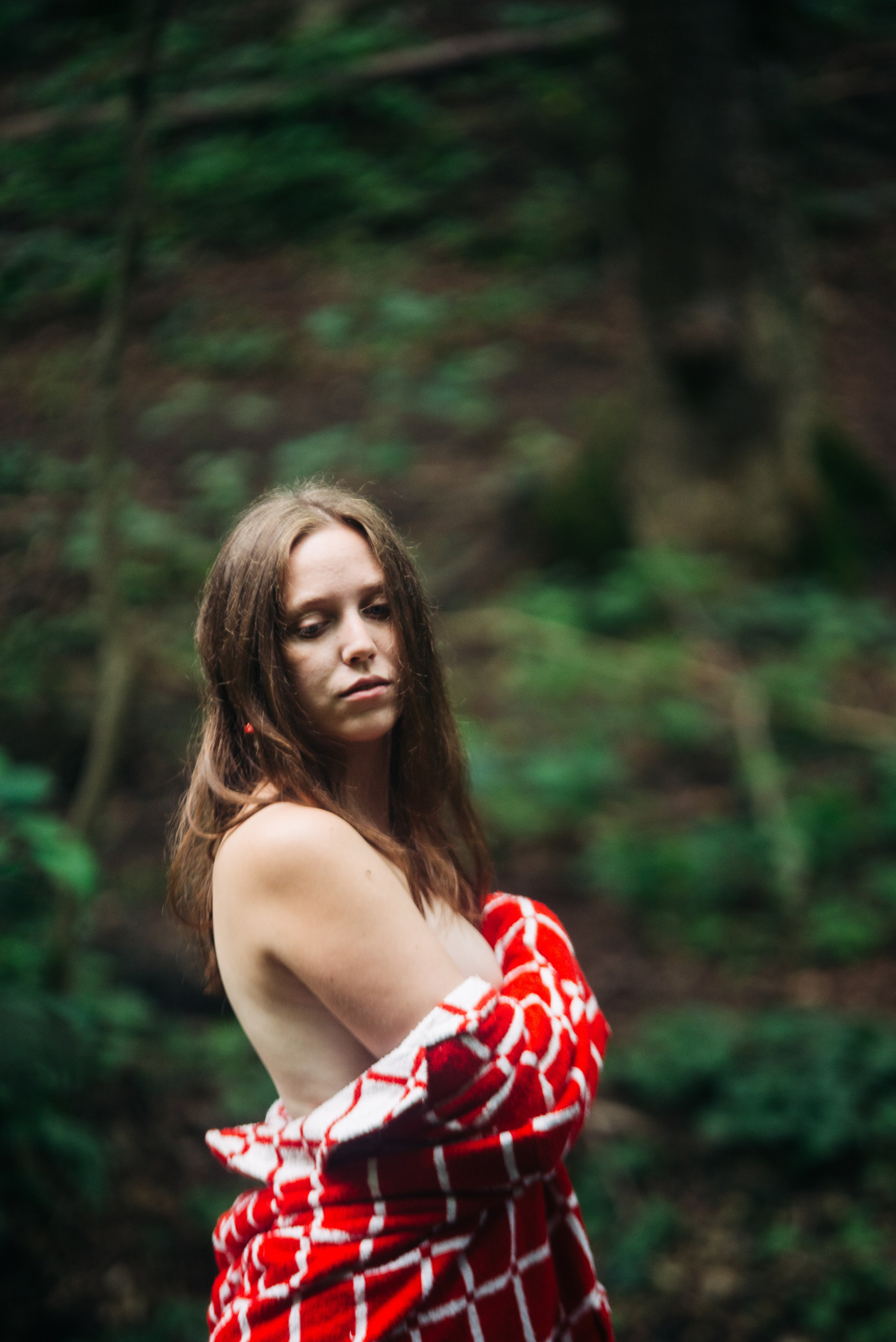 Красное на зелёном. Репортажный и портретный фотограф в Липецкой, Воронежской, Московской области Тёма Белоусов