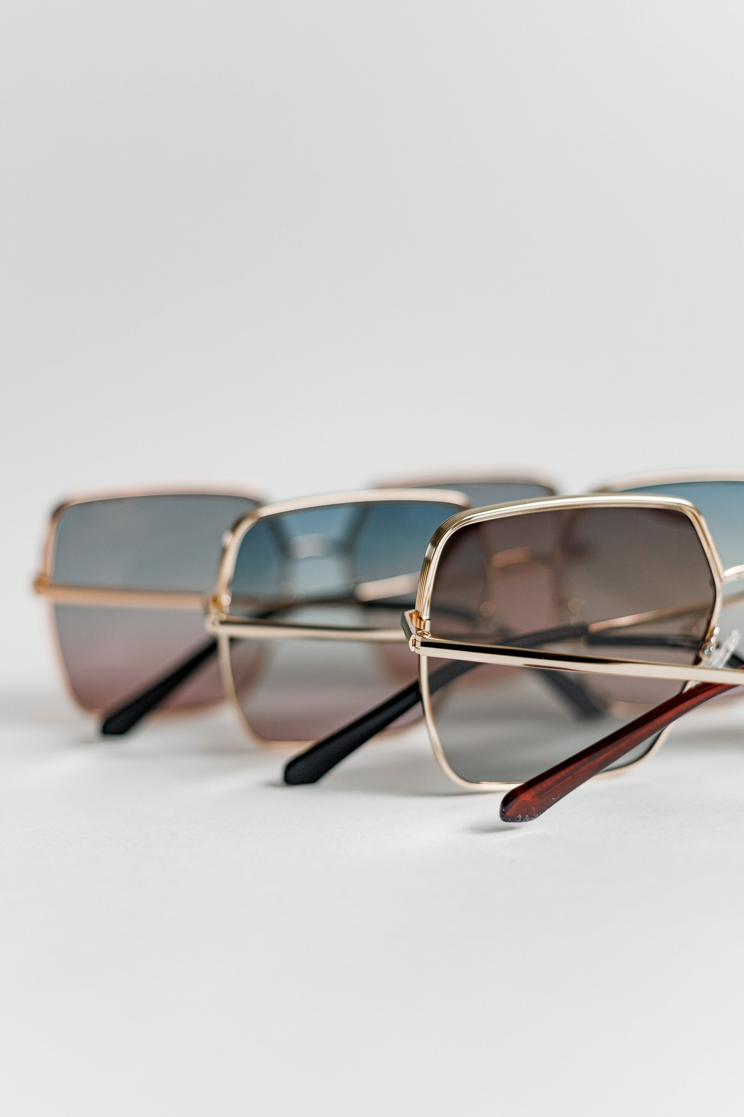 Каталожная съёмка (солнечные очки). КОНТЕНТ ФОТОГРАФ