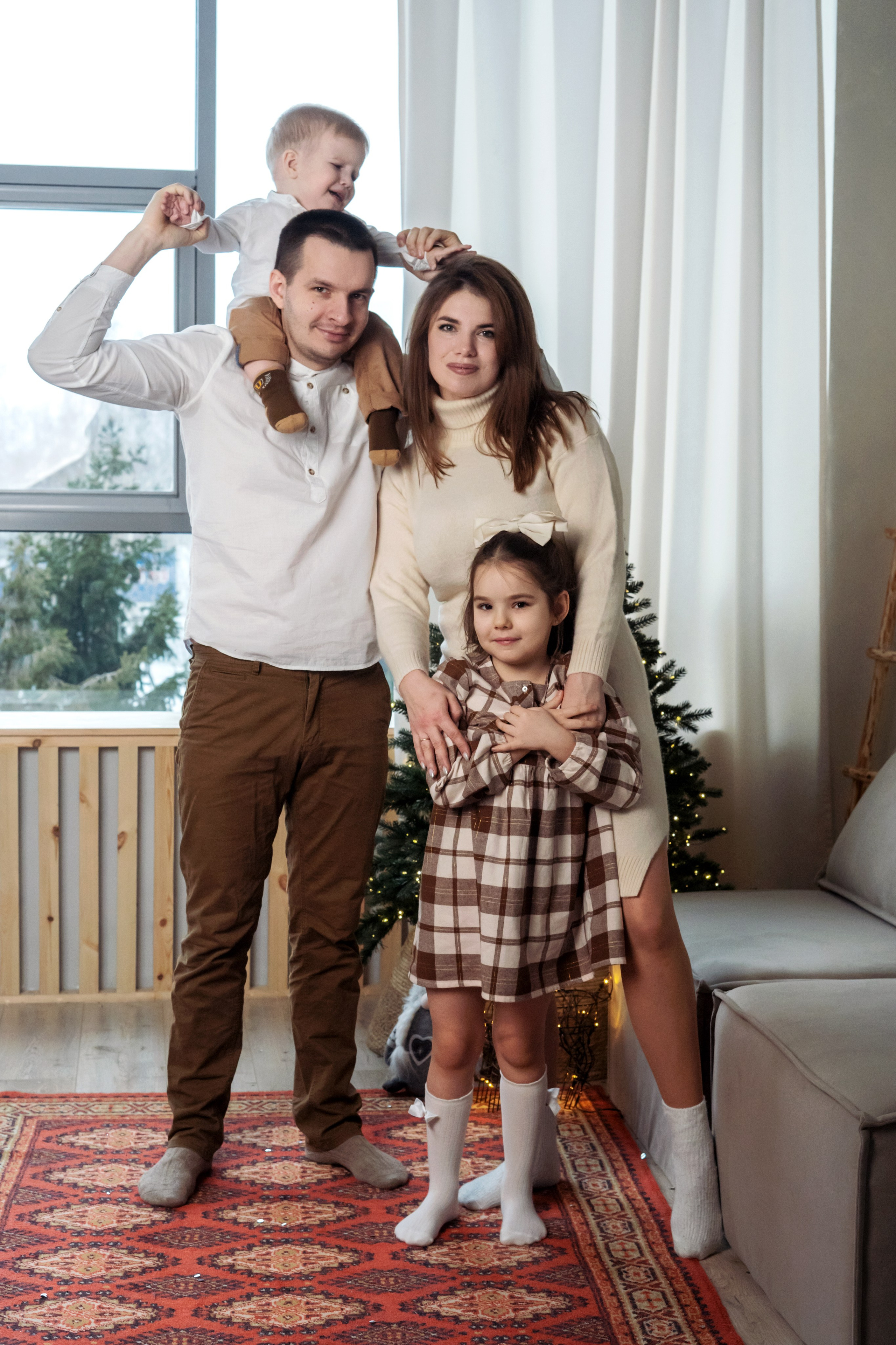 Семейная съемка. Мила Посвит Фотограф новорожденных в Тобольске