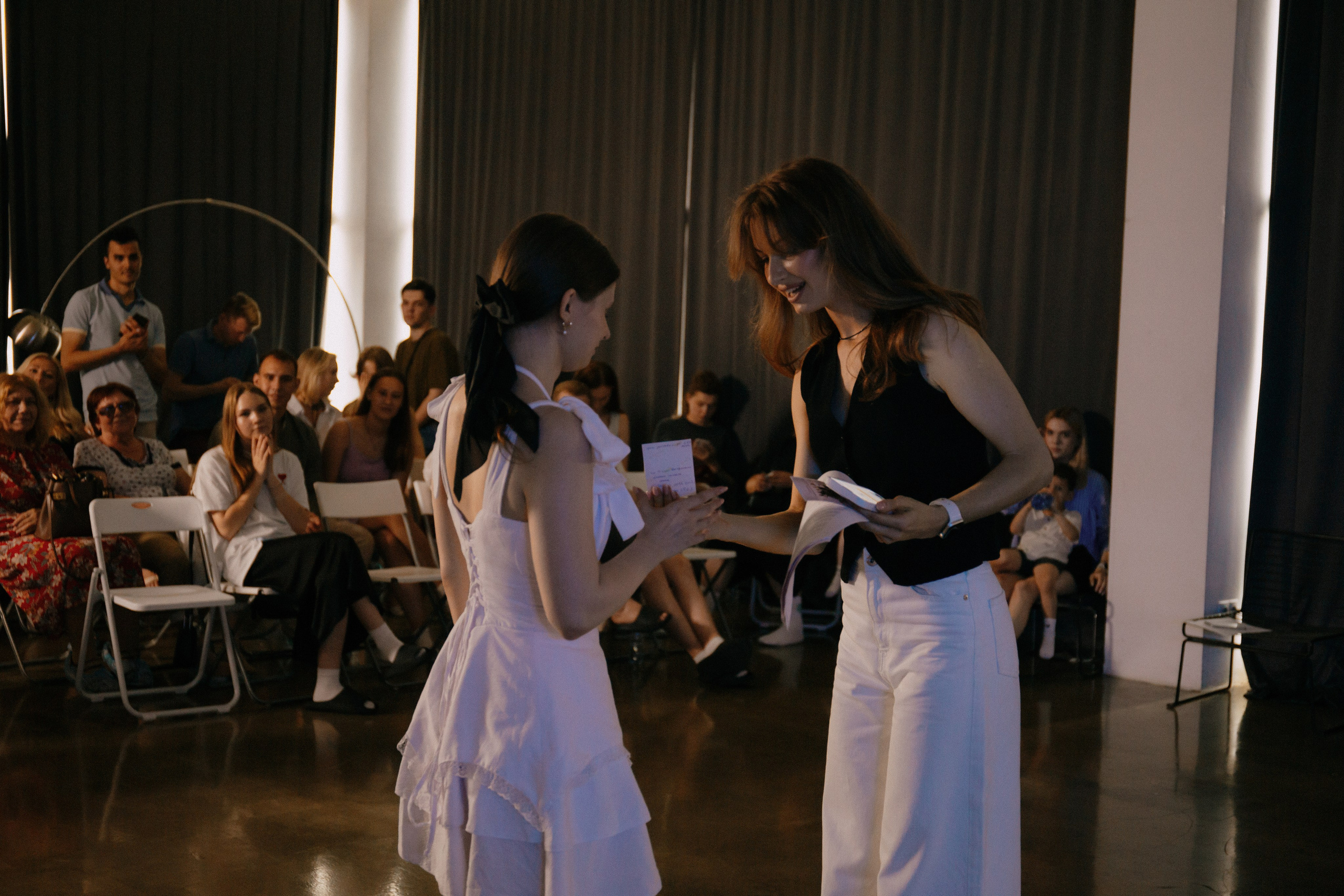 Отчетный концерт LUUNA. Свадебный и портретный фотограф в Новосибирске Любовь Исакова