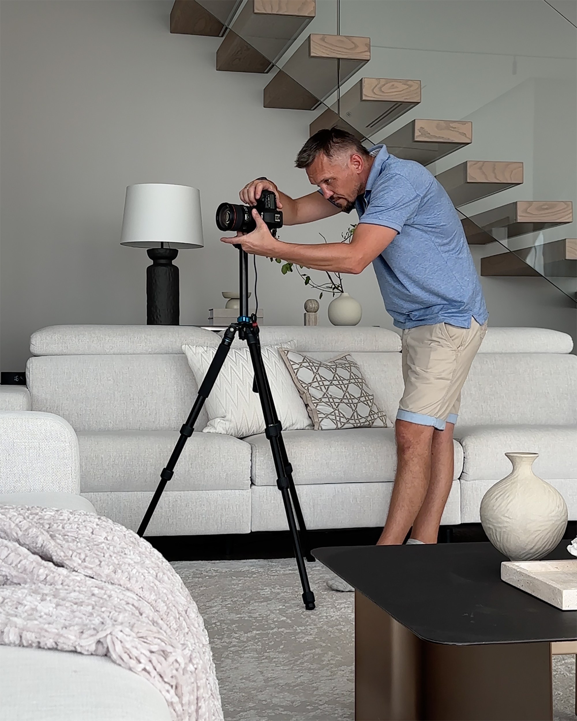 Владислав Нагин интерьерный фотограф в поиске классного ракурса