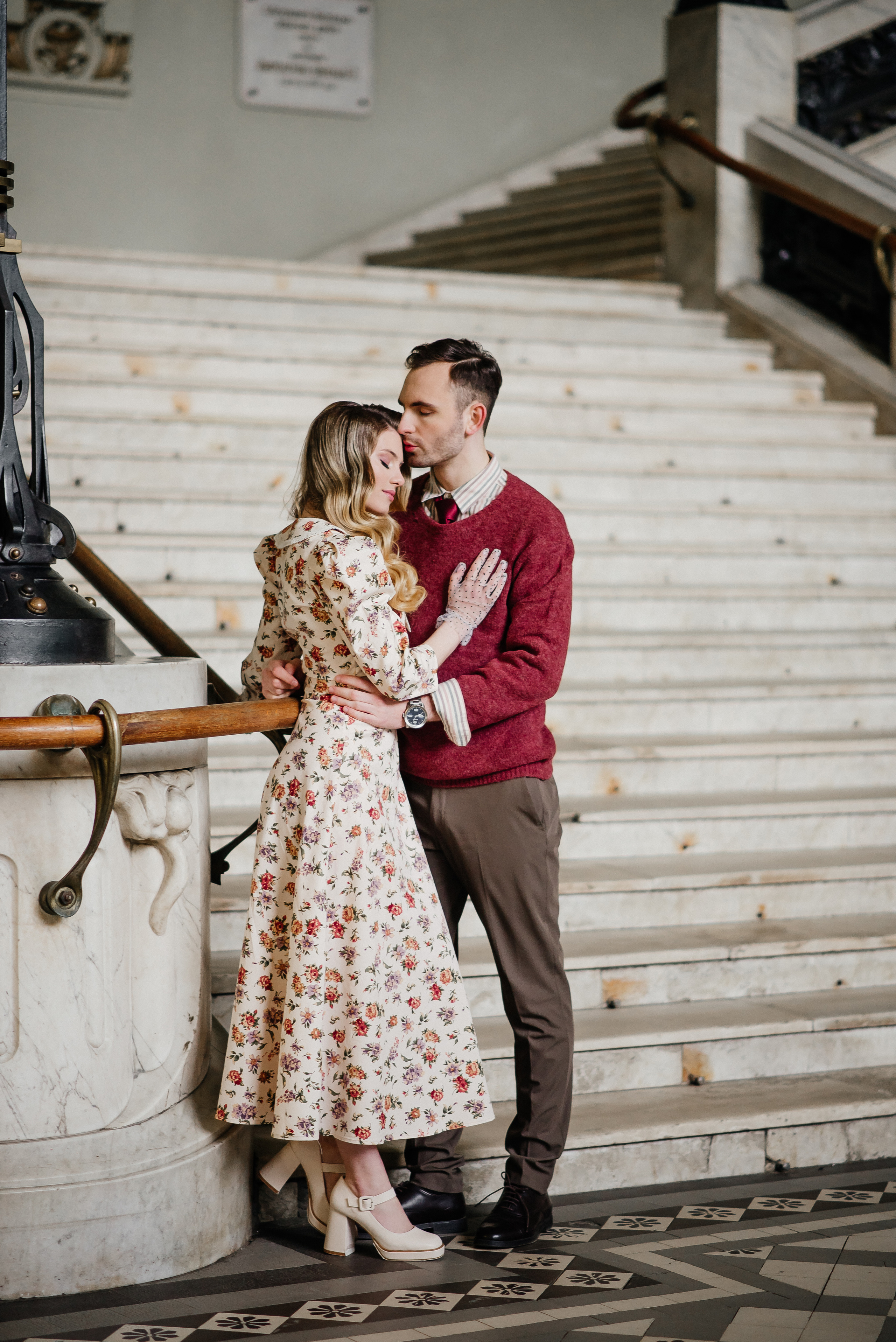 Фотосессия на Витебском вокзале — Love story Анастасия и Максим