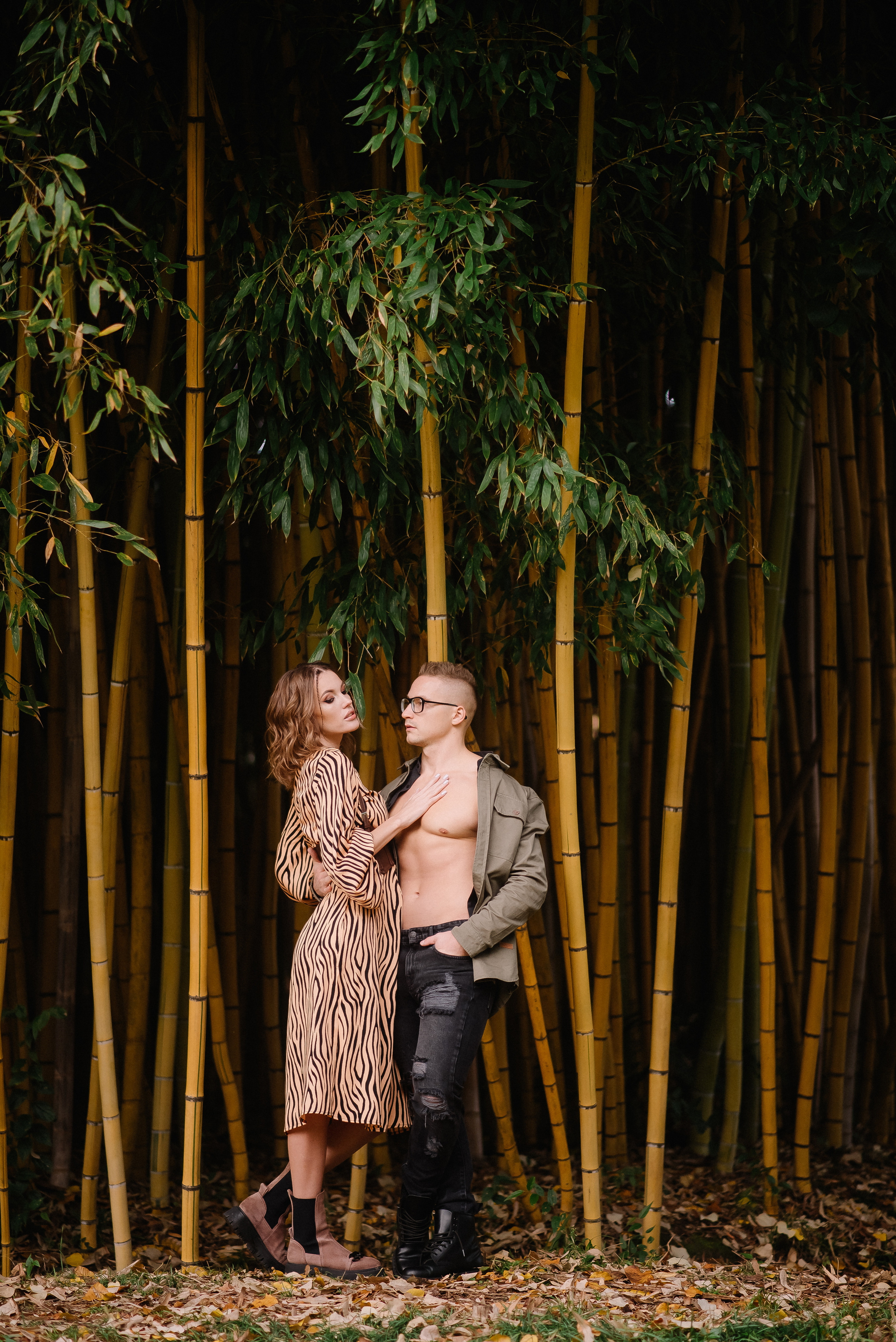 Love story фотосессия в бамбуке — Виолетта и Михаил