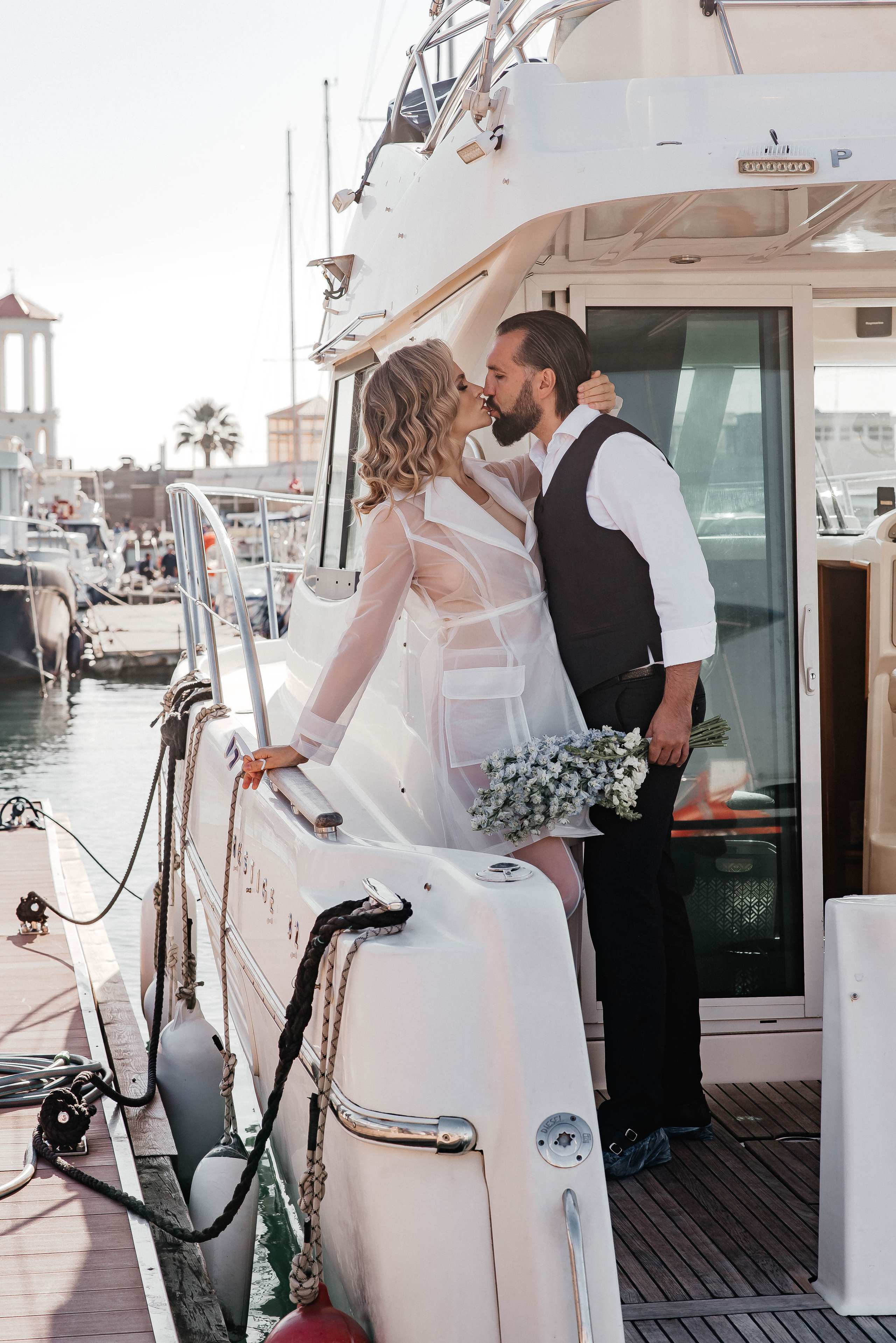 Свадебная фотосессия на яхте — Татьяна и Иван