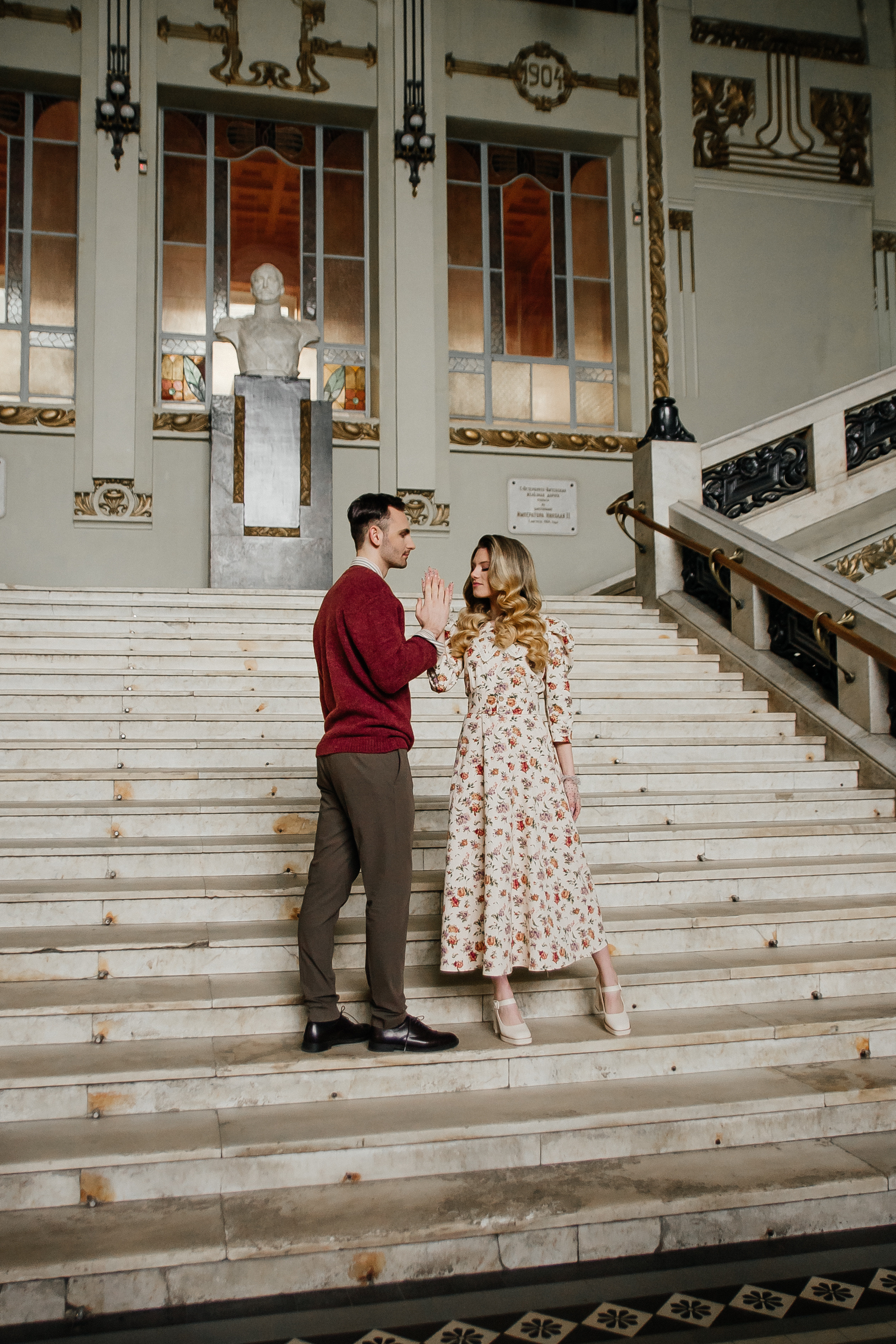 Фотосессия на Витебском вокзале — Love story Анастасия и Максим