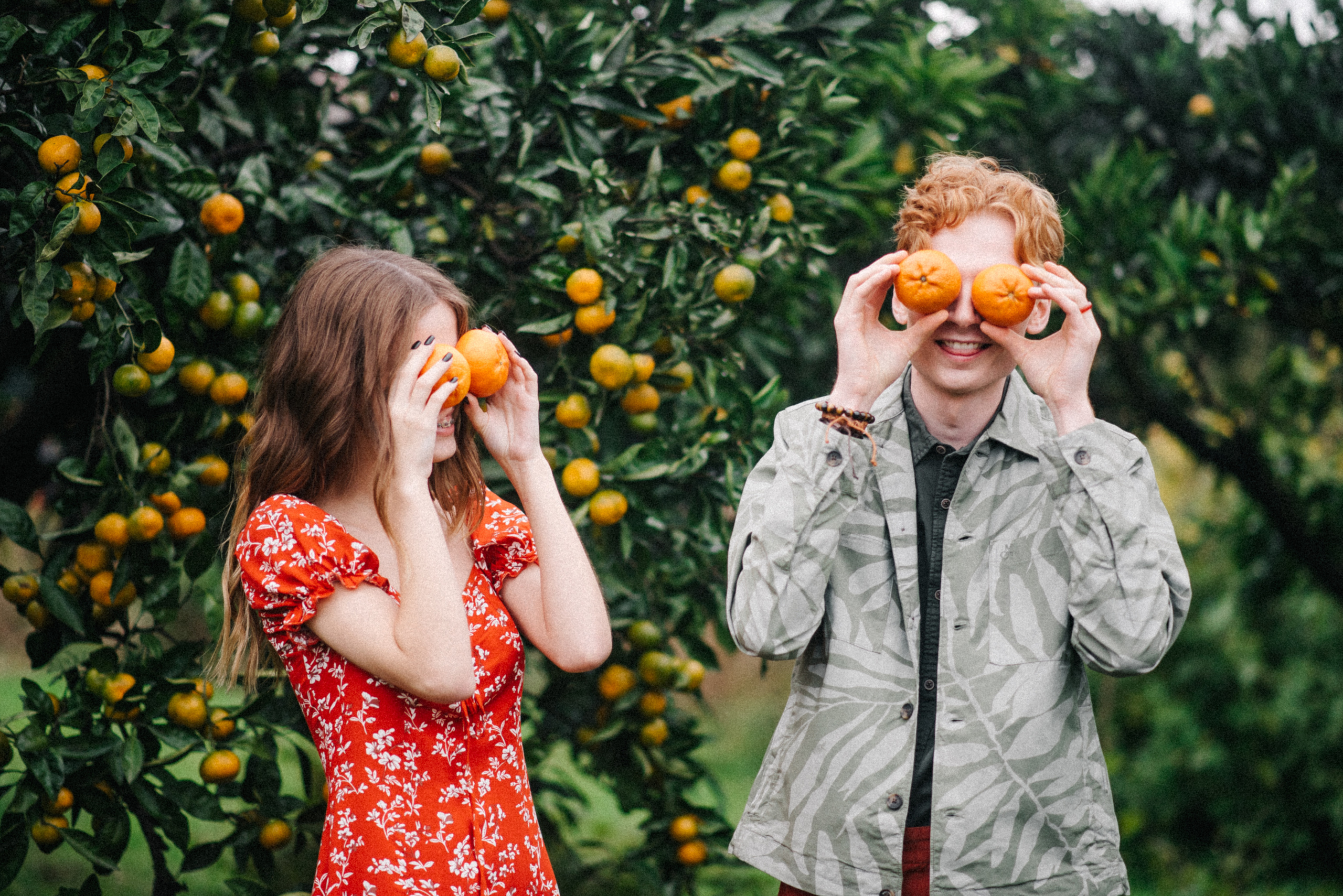 Фотосессия Love story в мандариновом саду. Софья и Арсений