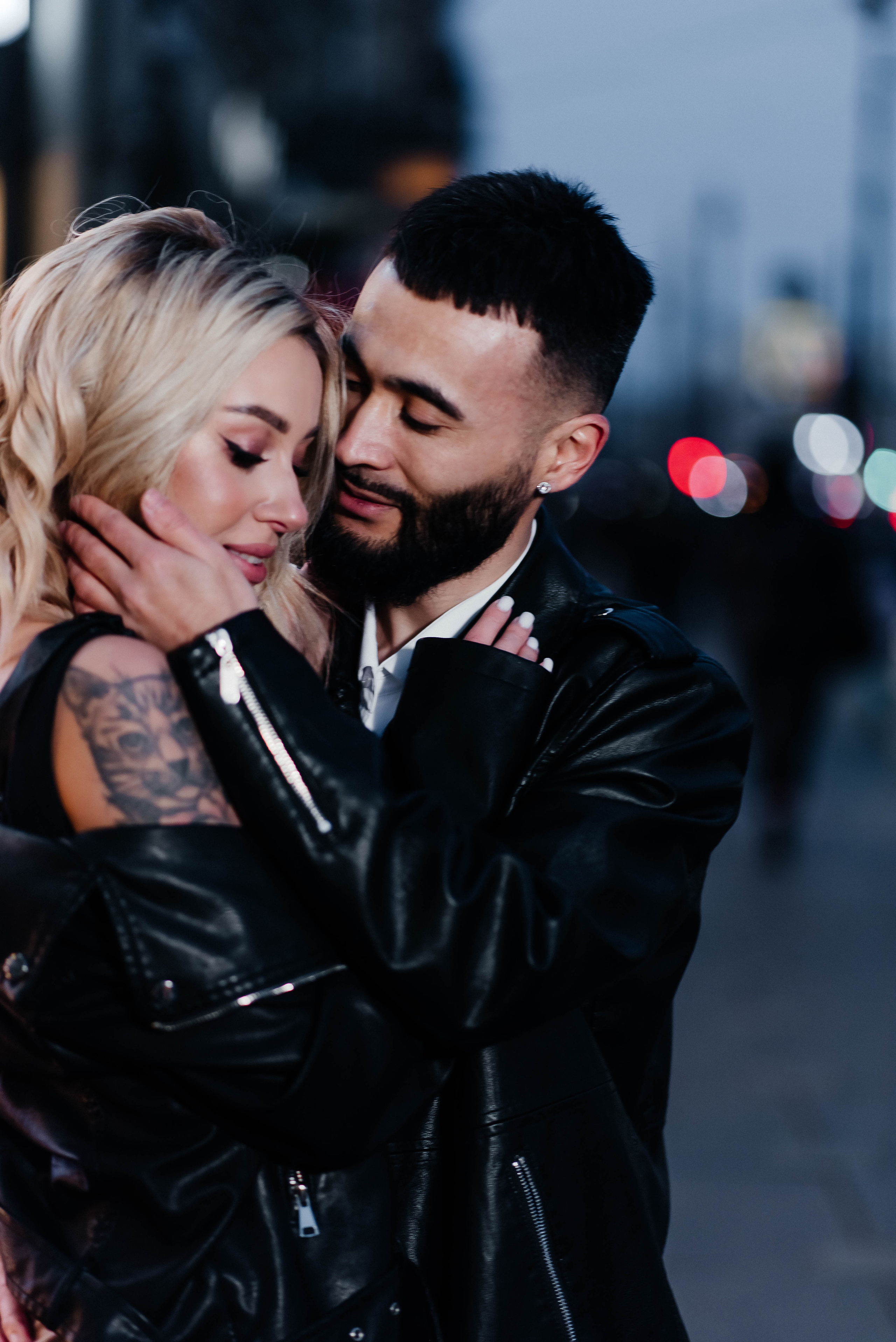 Прогулка Love story по ночному городу — фотосессия Виктория и Фрэнк