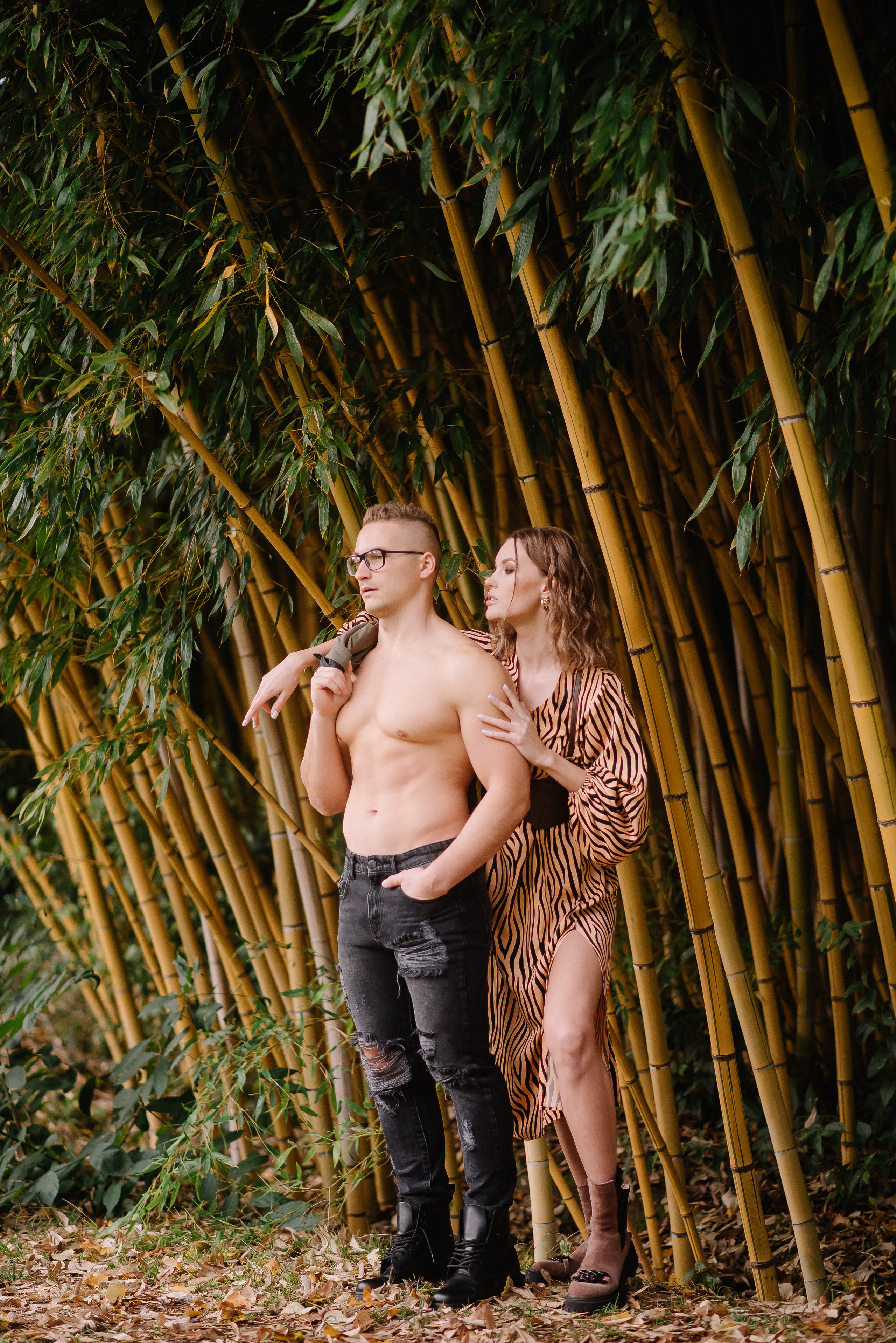 Love story фотосессия в бамбуке — Виолетта и Михаил