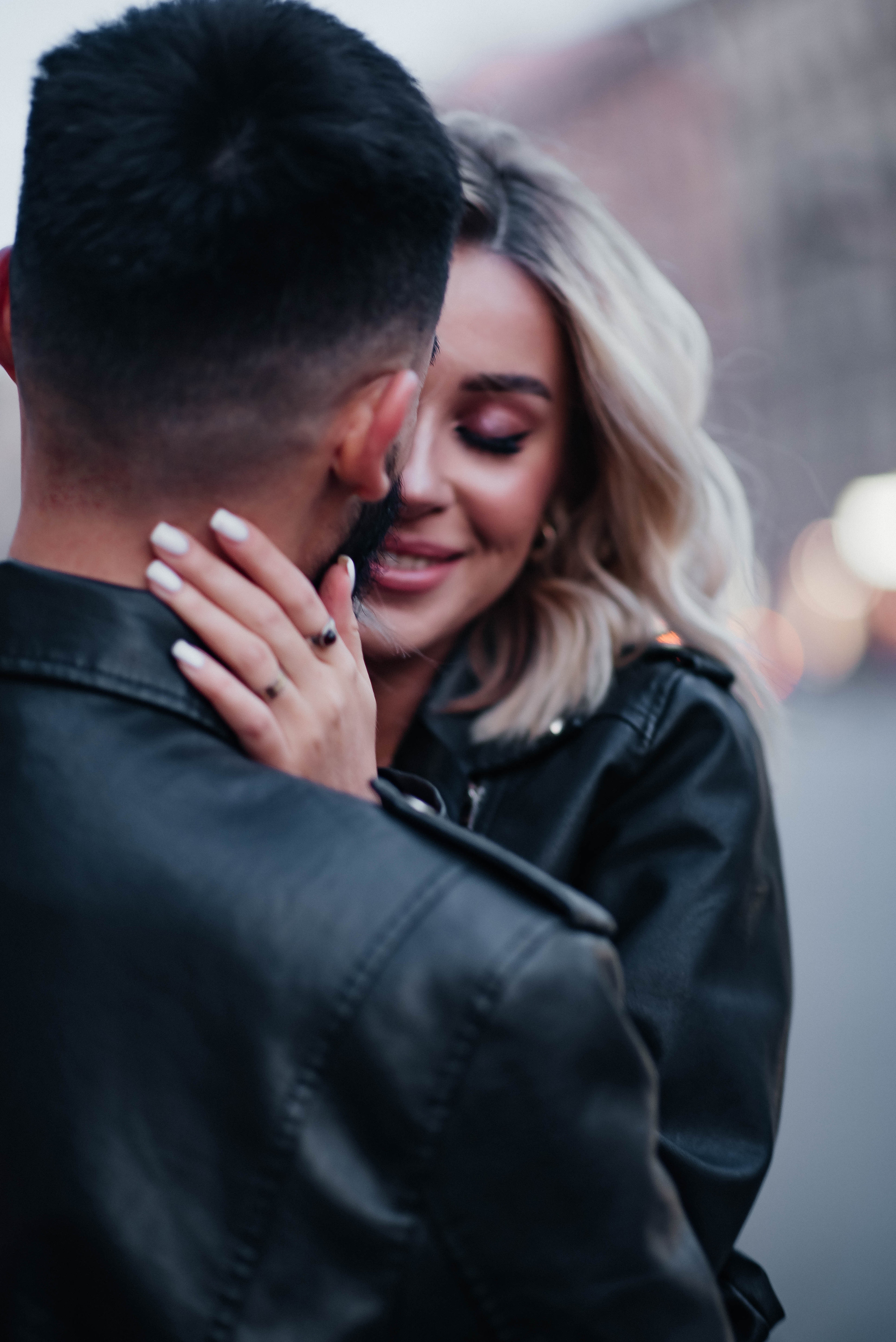 Прогулка Love story по ночному городу — фотосессия Виктория и Фрэнк