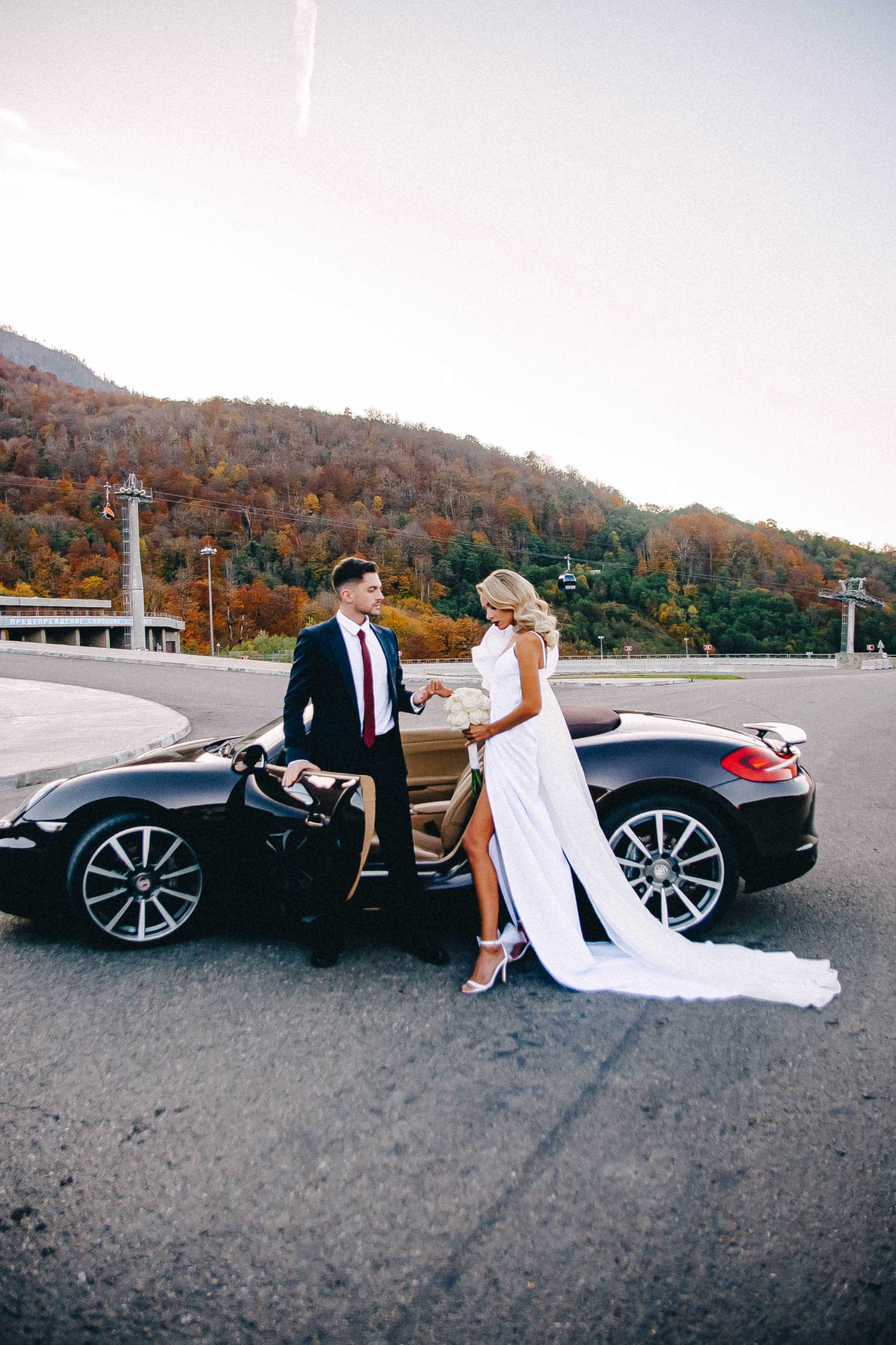 Свадебная съёмка в горах Роза Хутор — Анастасия и Денис