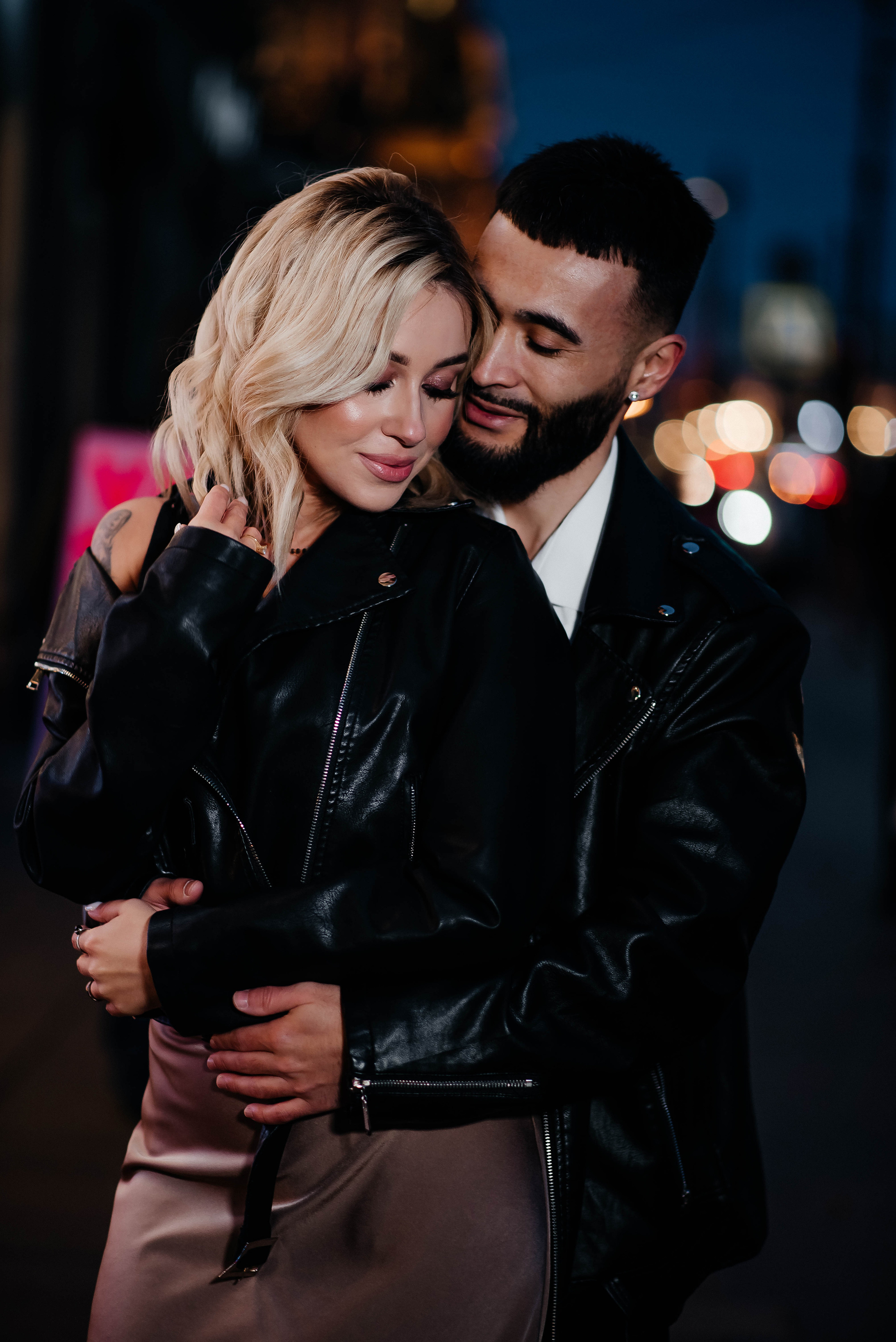 Прогулка Love story по ночному городу — фотосессия Виктория и Фрэнк